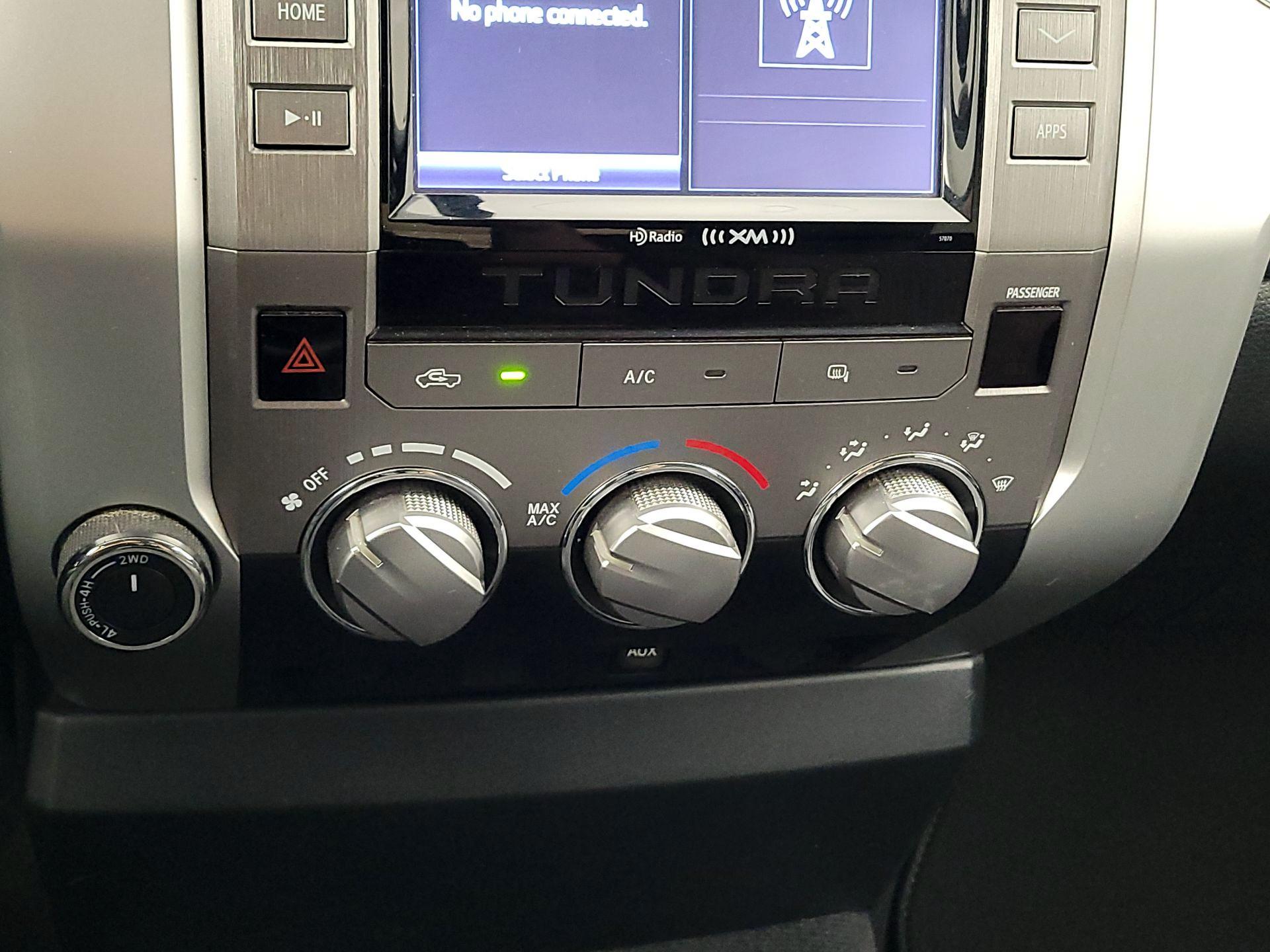 Thumbnail: 2014 Toyota Tundra - 16