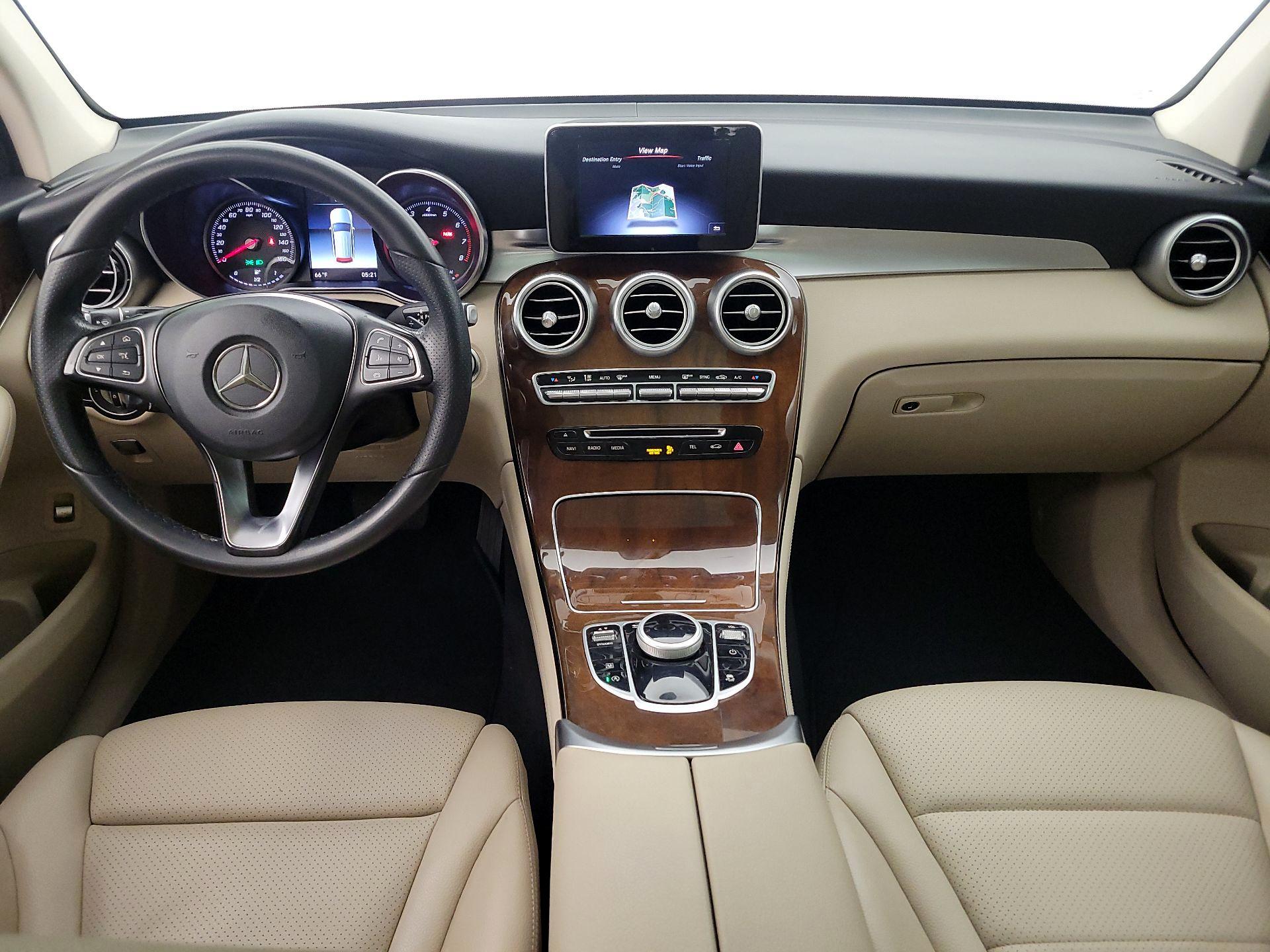 Thumbnail: 2018 Mercedes-Benz GLC - 9