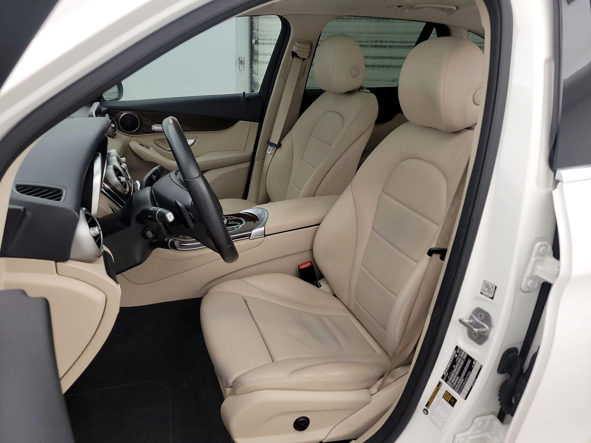 Thumbnail: 2018 Mercedes-Benz GLC - 11