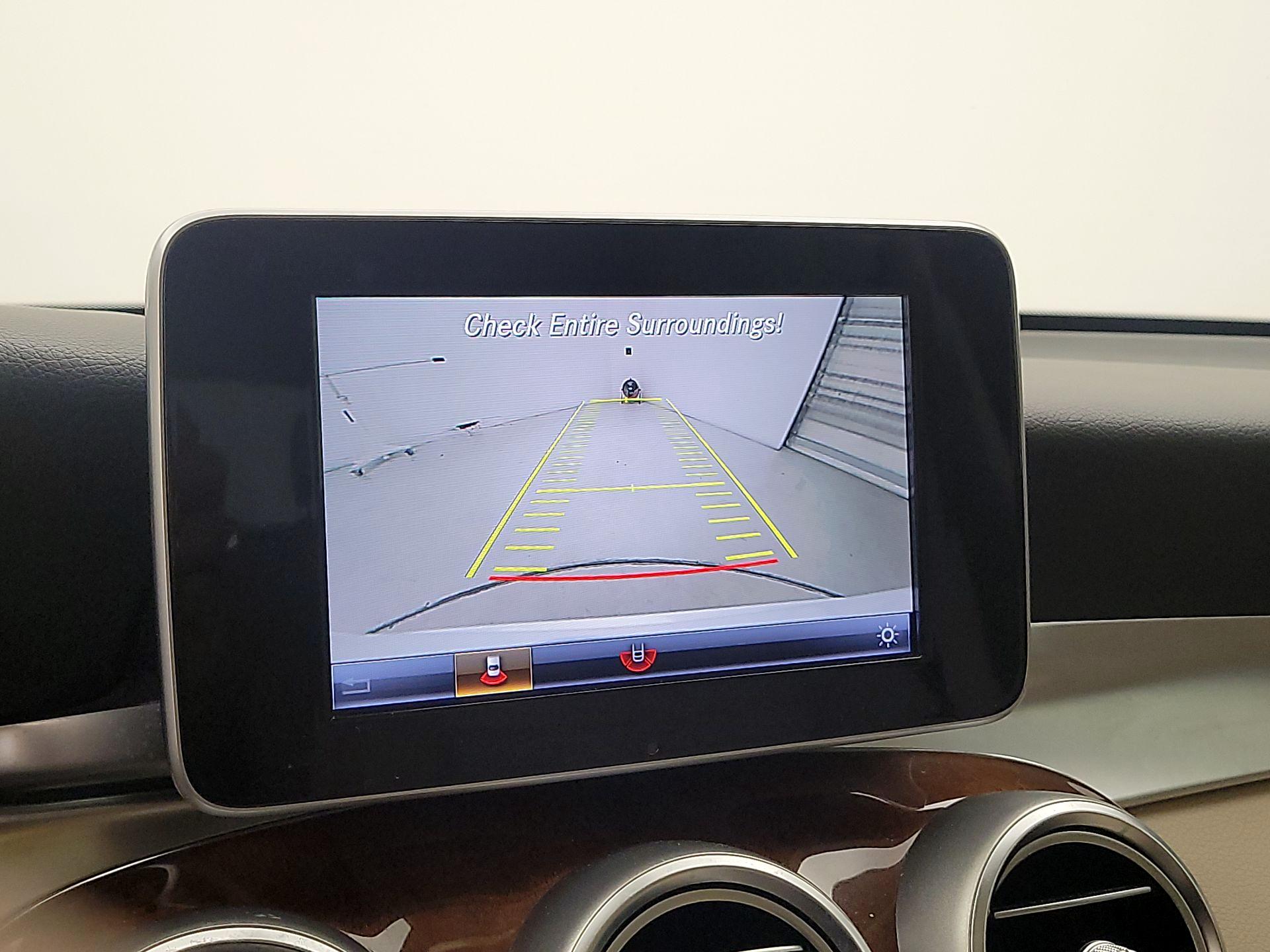 Thumbnail: 2018 Mercedes-Benz GLC - 15