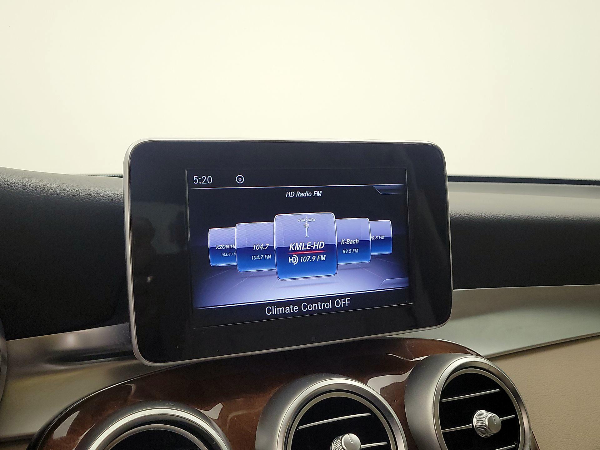 Thumbnail: 2018 Mercedes-Benz GLC - 16