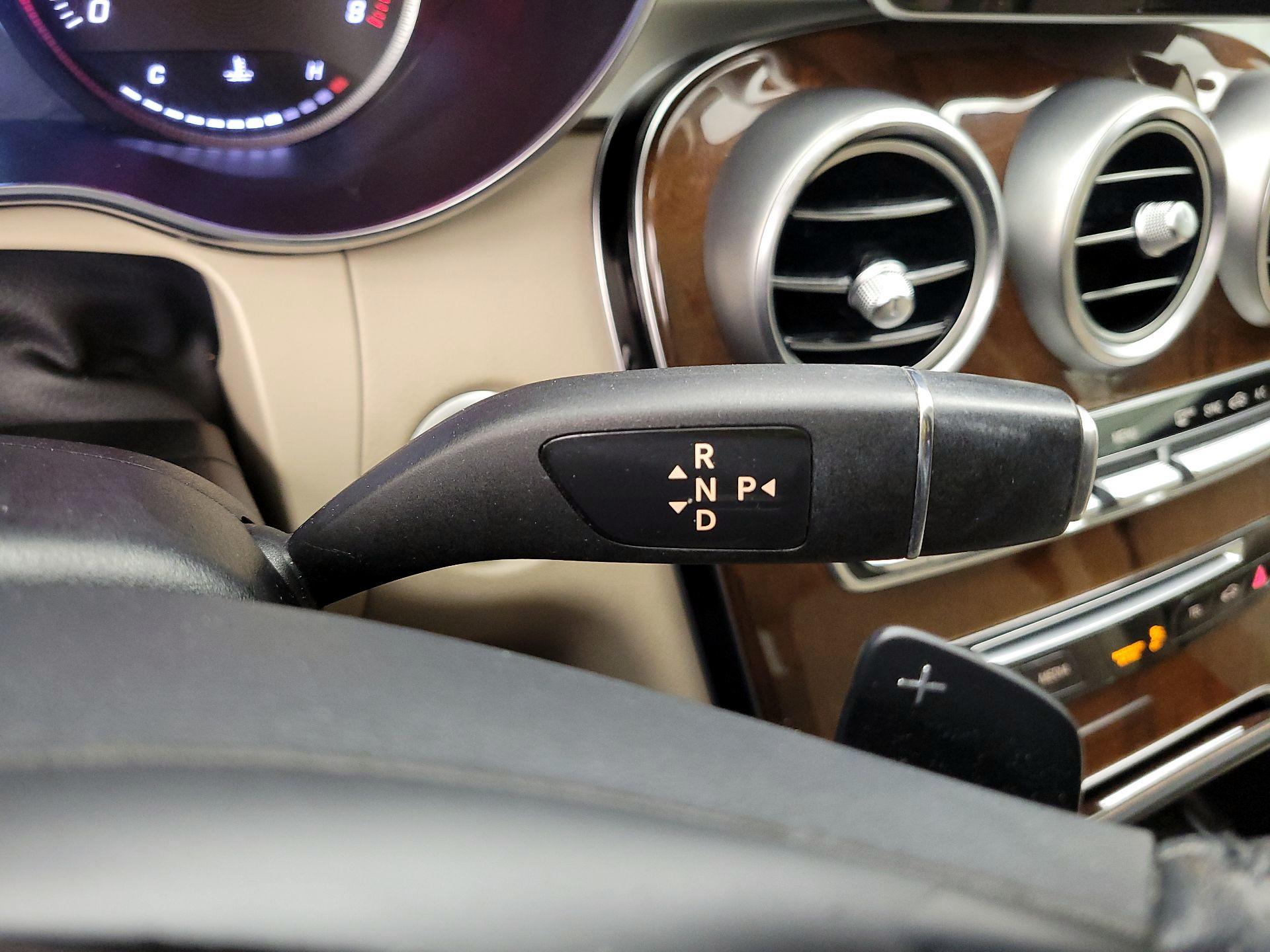 Thumbnail: 2018 Mercedes-Benz GLC - 18