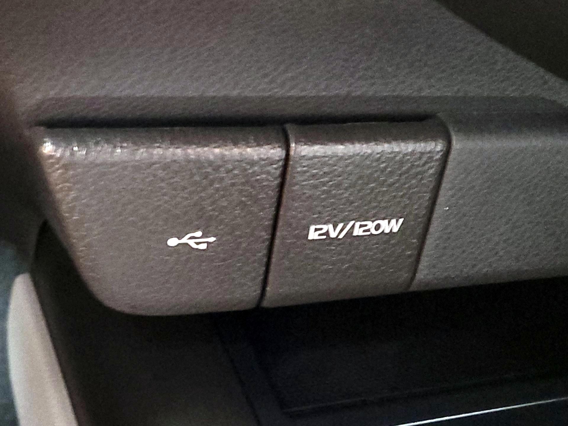 Thumbnail: 2023 Toyota Camry - 19