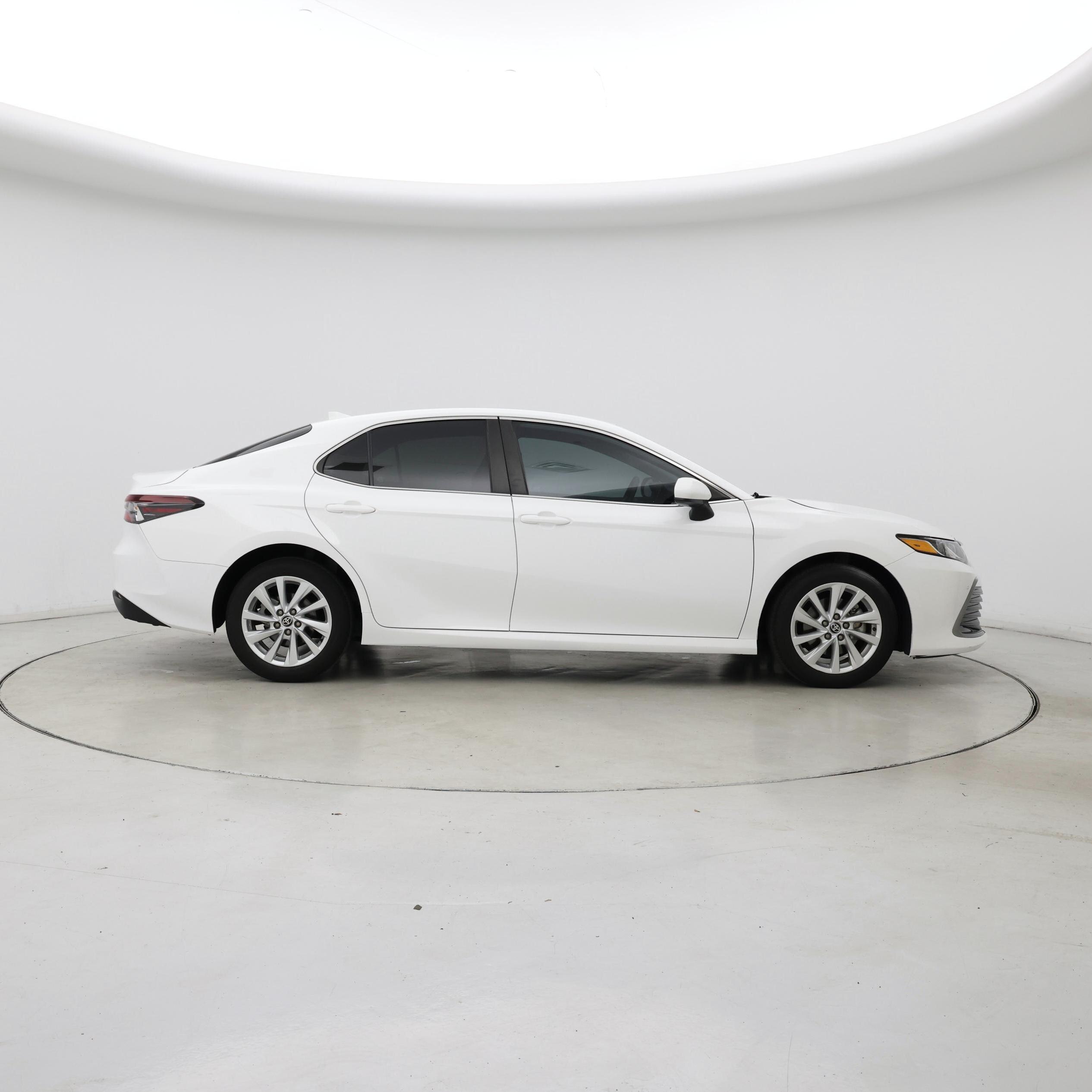 Thumbnail: 2023 Toyota Camry - 7