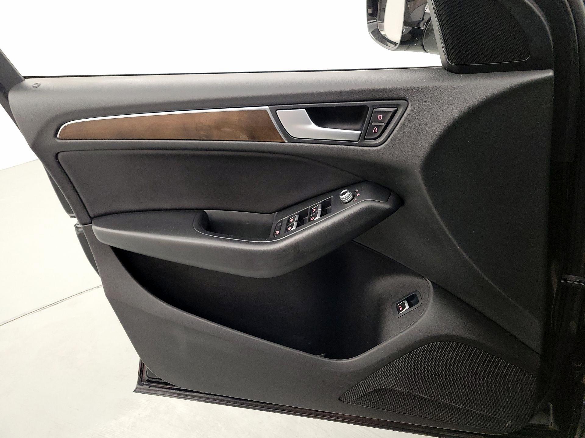 Thumbnail: 2017 Audi Q5 - 12