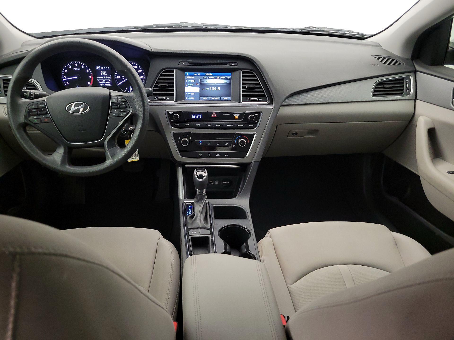 Thumbnail: 2016 Hyundai Sonata - 9