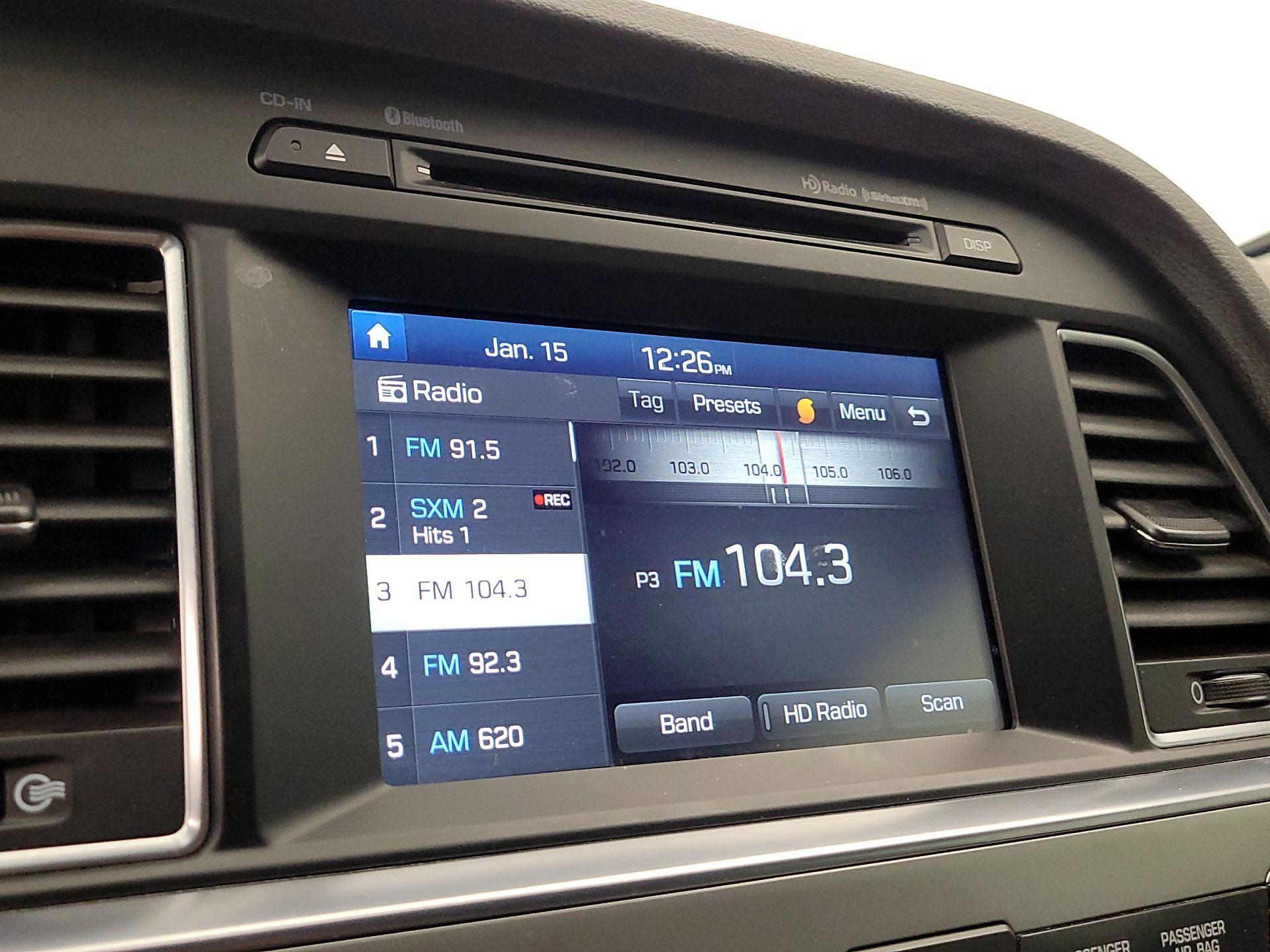 Thumbnail: 2016 Hyundai Sonata - 15