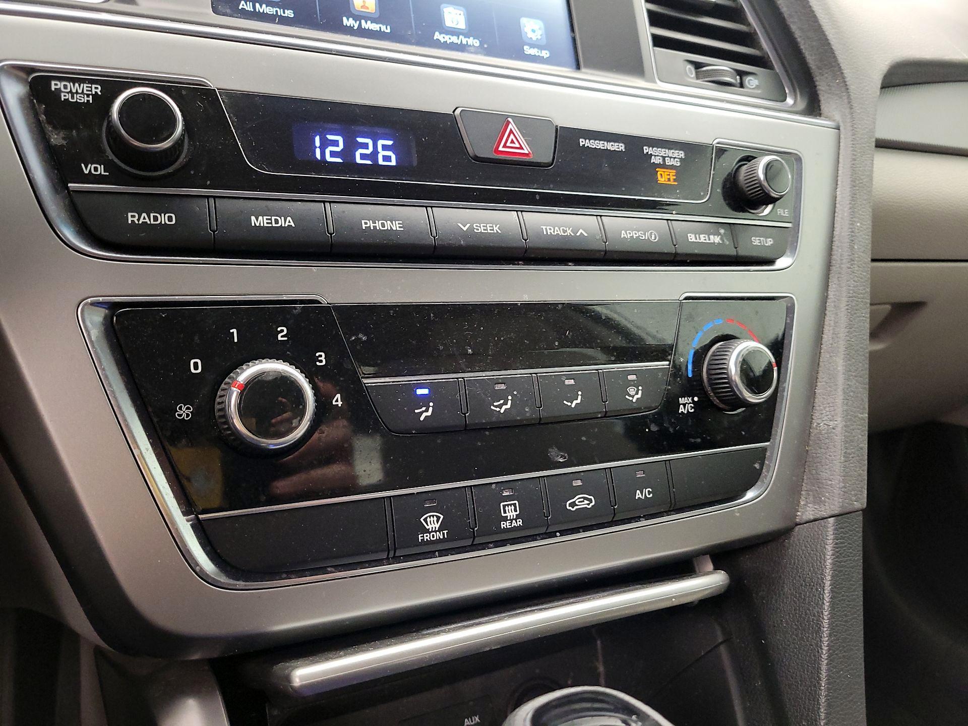 Thumbnail: 2016 Hyundai Sonata - 16