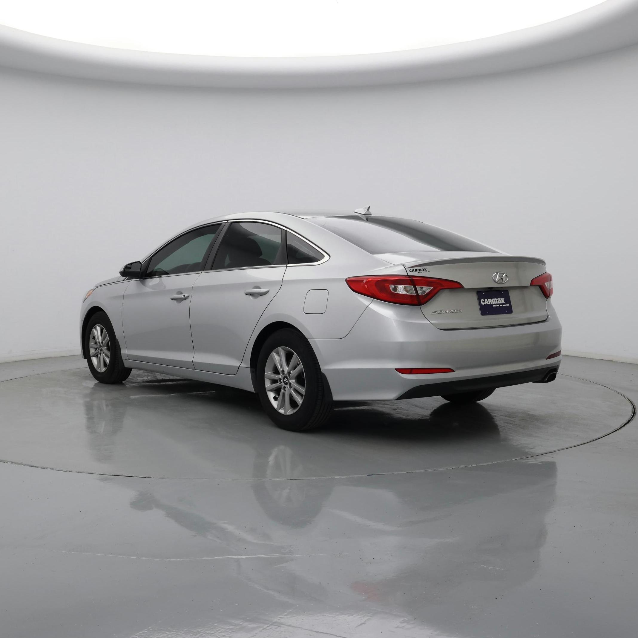 Thumbnail: 2016 Hyundai Sonata - 2