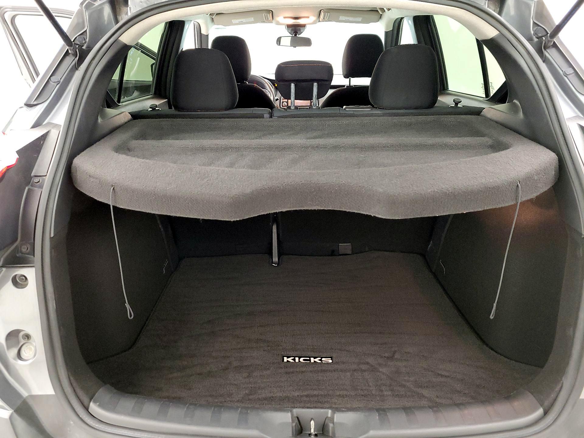 Thumbnail: 2020 Nissan Kicks - 19