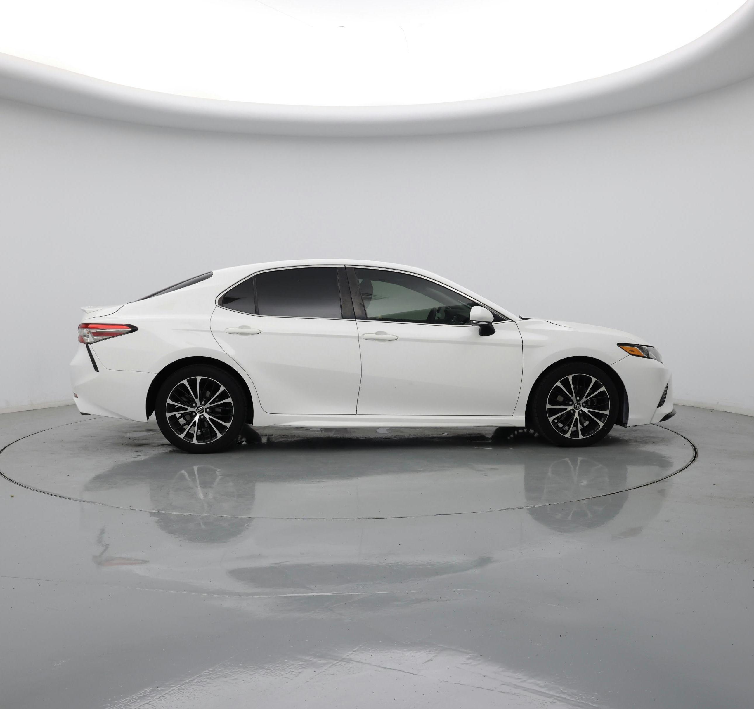 Thumbnail: 2018 Toyota Camry - 7