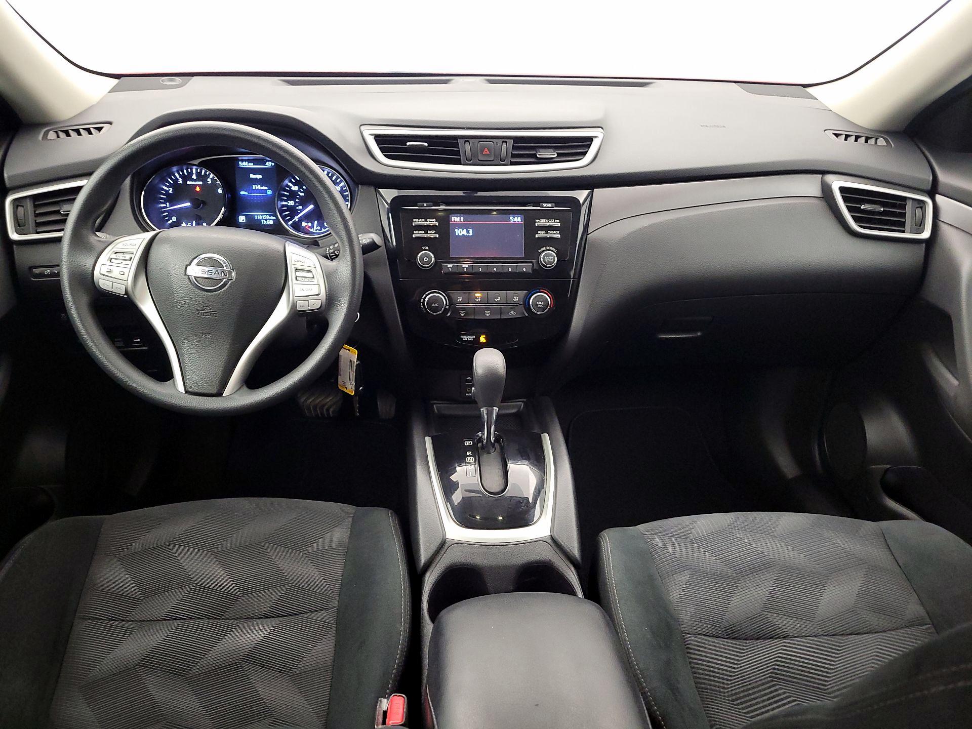 Thumbnail: 2016 Nissan Rogue - 9