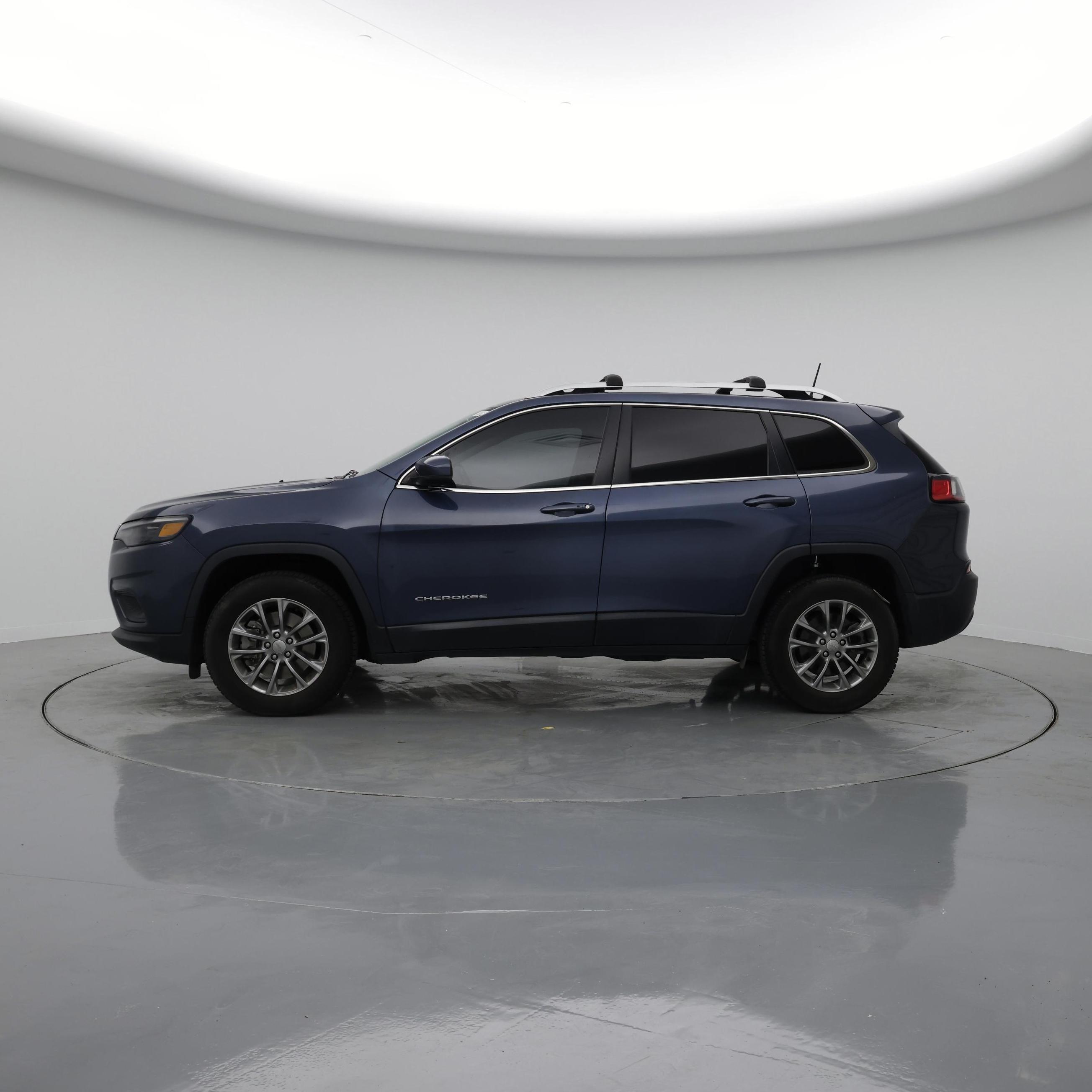 Thumbnail: 2020 Jeep Cherokee - 3