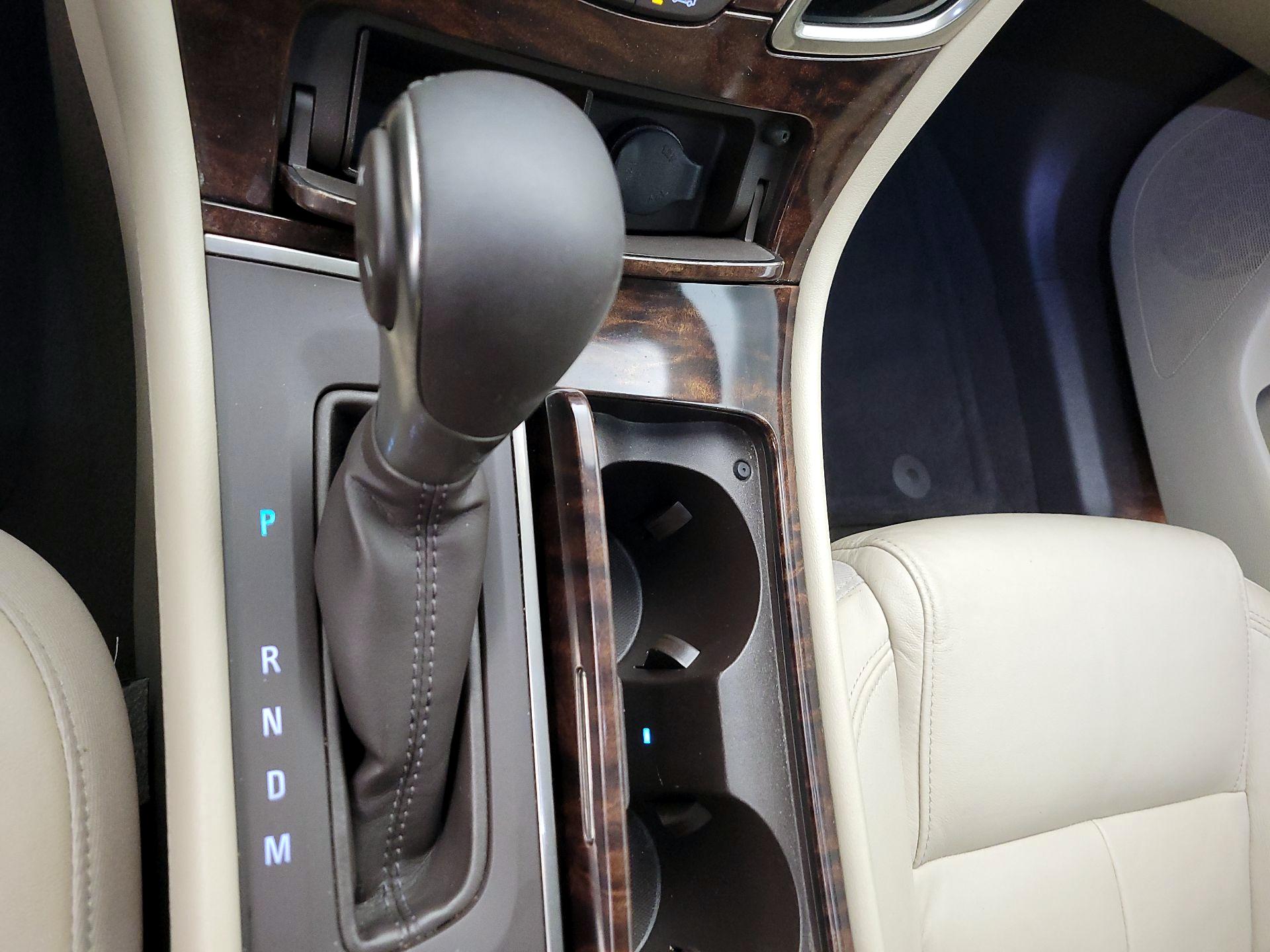 Thumbnail: 2015 Buick LaCrosse - 17