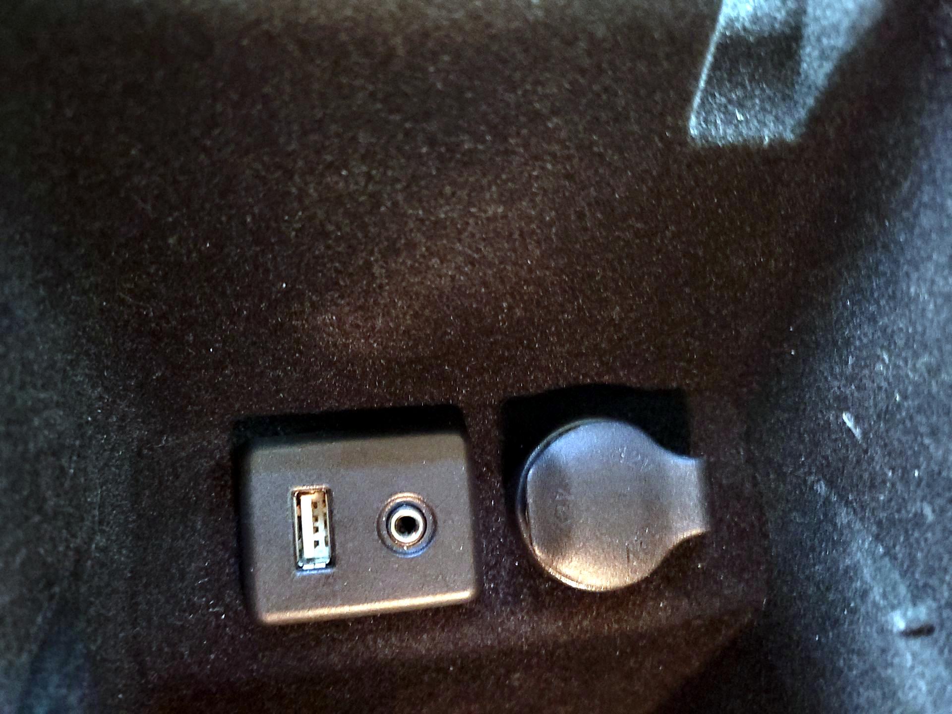 Thumbnail: 2015 Buick LaCrosse - 18