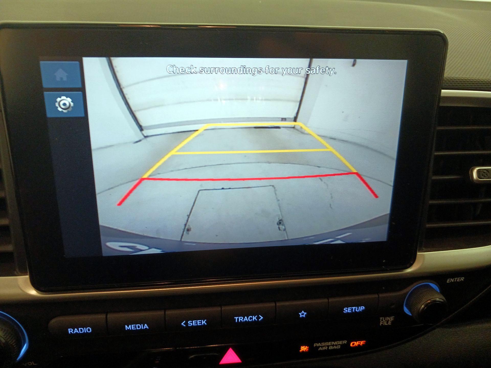 Thumbnail: 2023 Hyundai Venue - 14