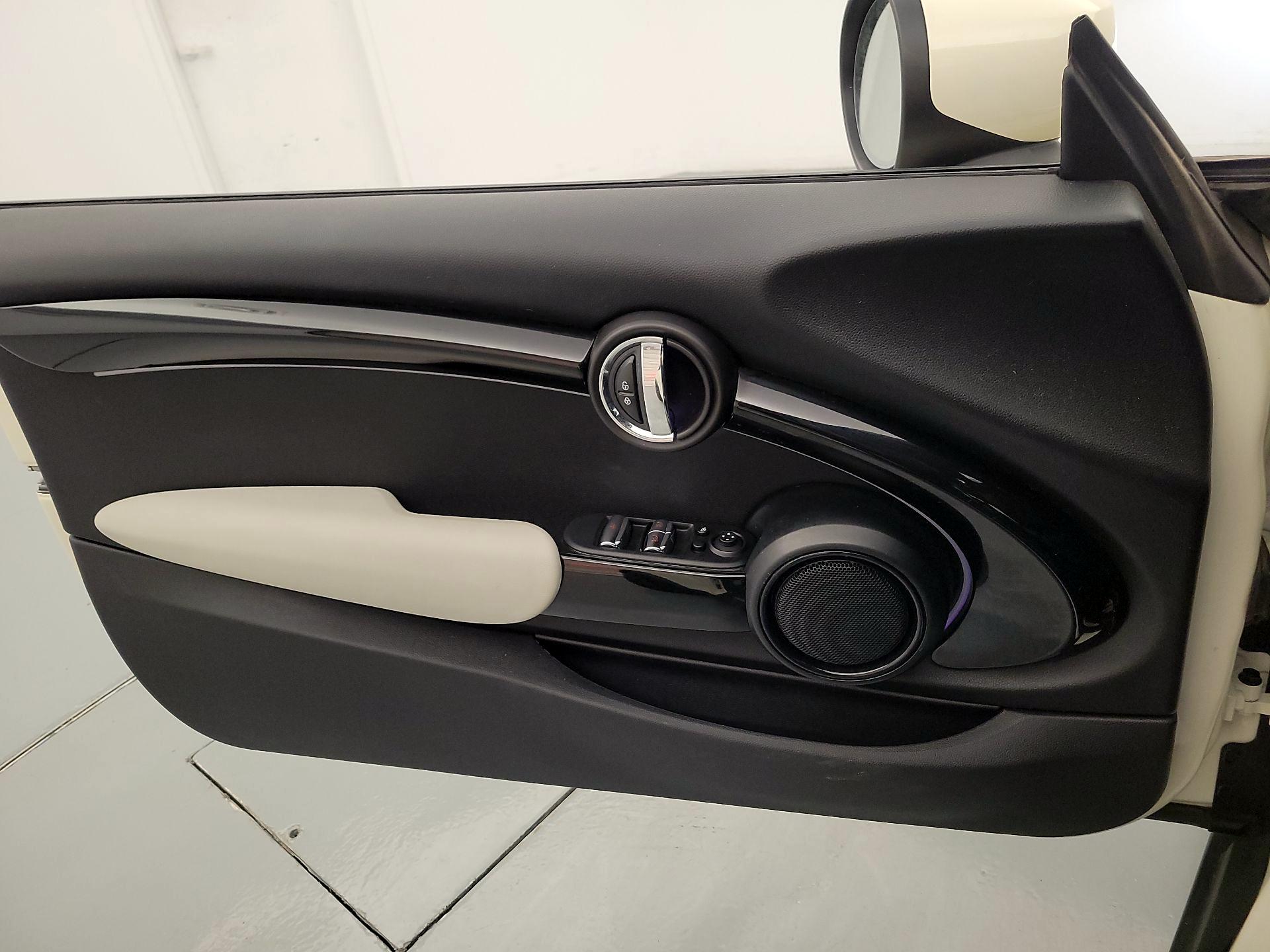 Thumbnail: 2022 MINI Cooper - 12