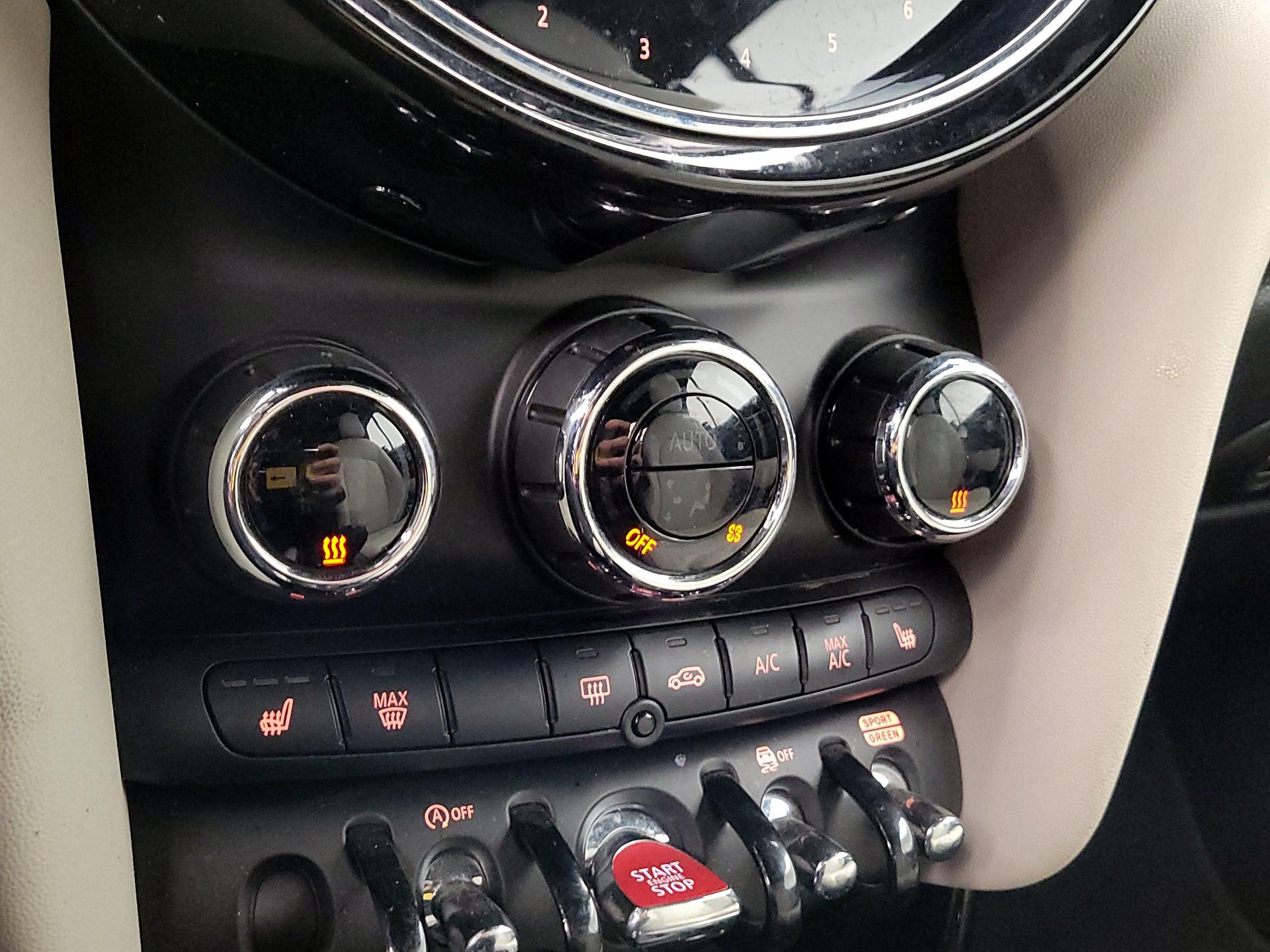 Thumbnail: 2022 MINI Cooper - 17