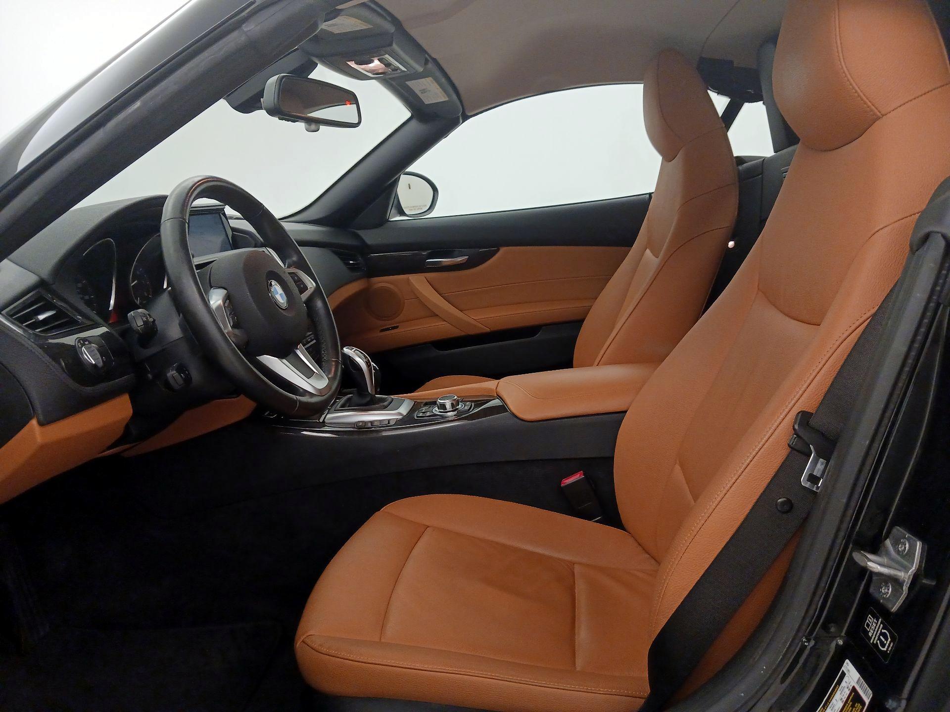 Thumbnail: 2014 BMW Z4 - 11