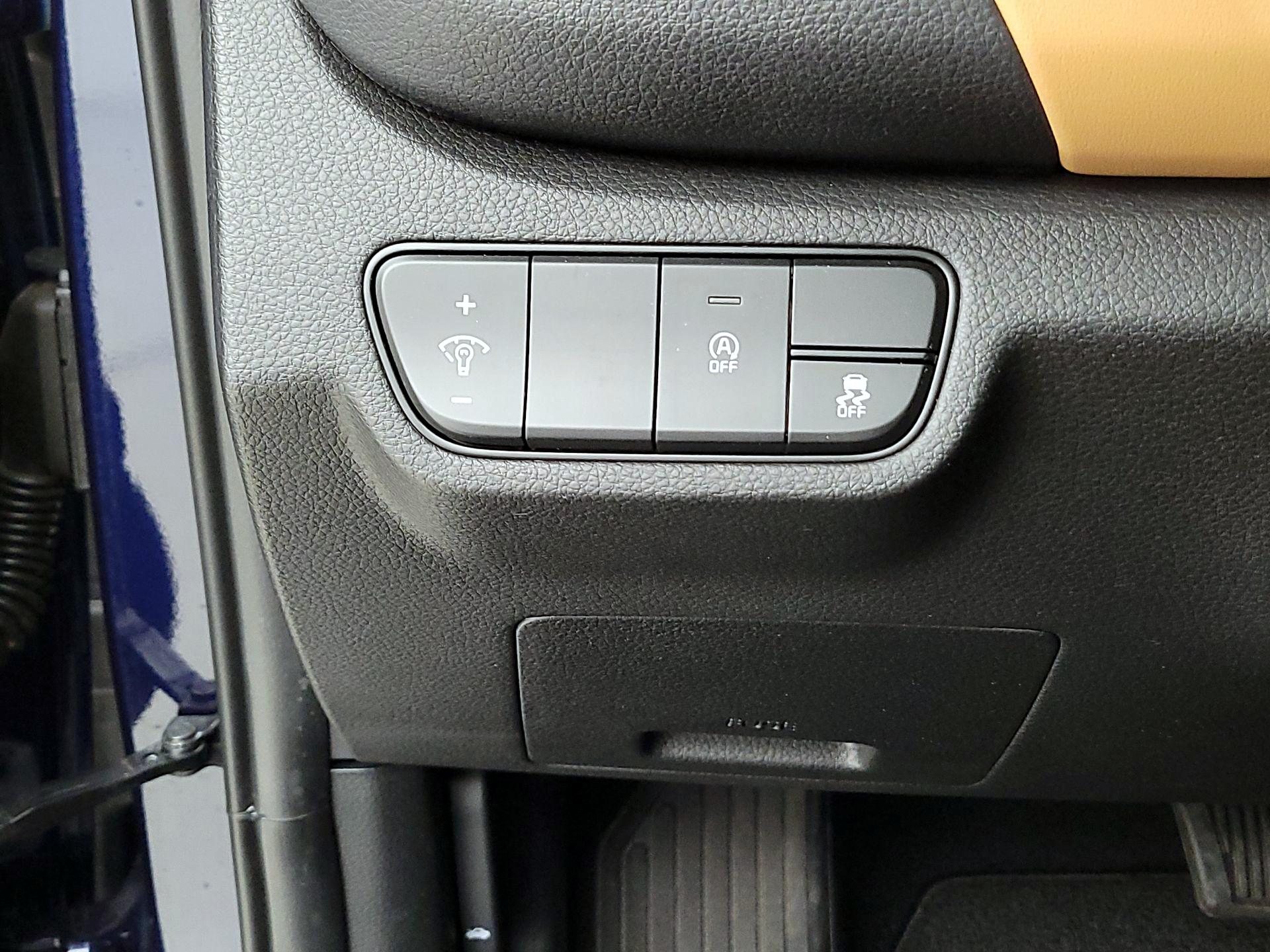 Thumbnail: 2024 Kia Seltos - 13