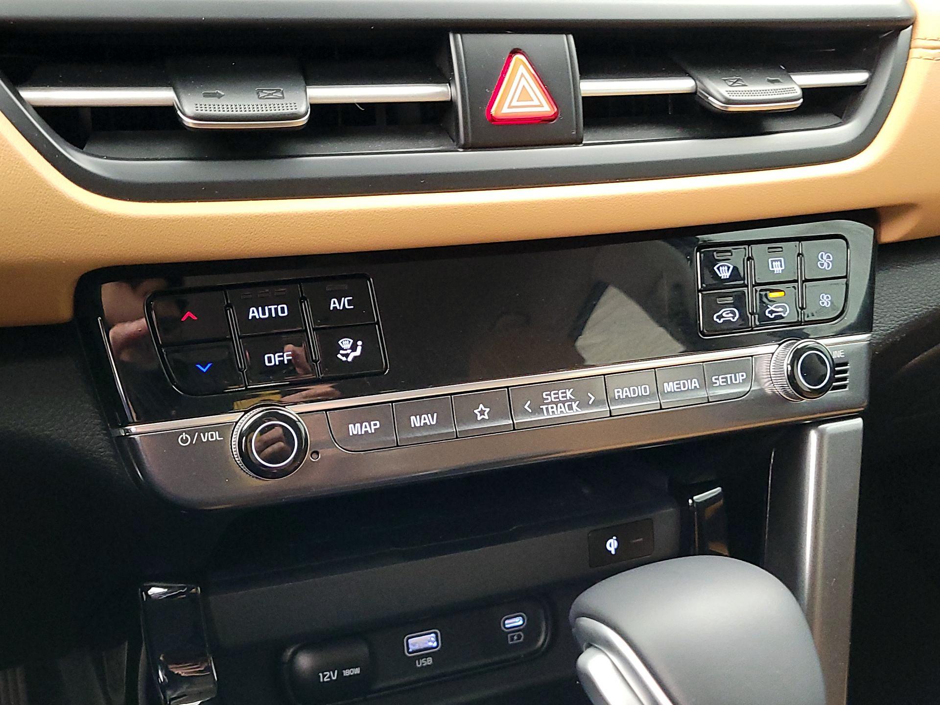 Thumbnail: 2024 Kia Seltos - 17