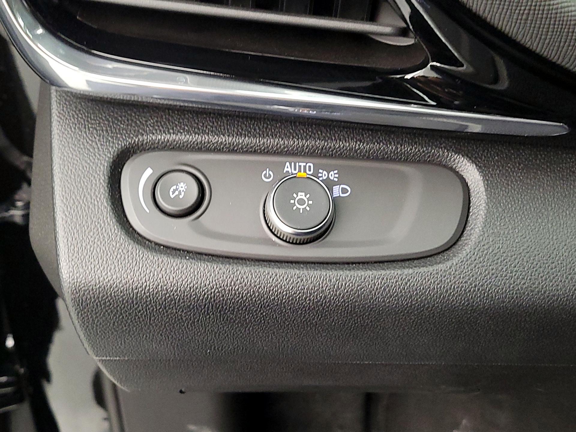 Thumbnail: 2025 Buick Envista - 13