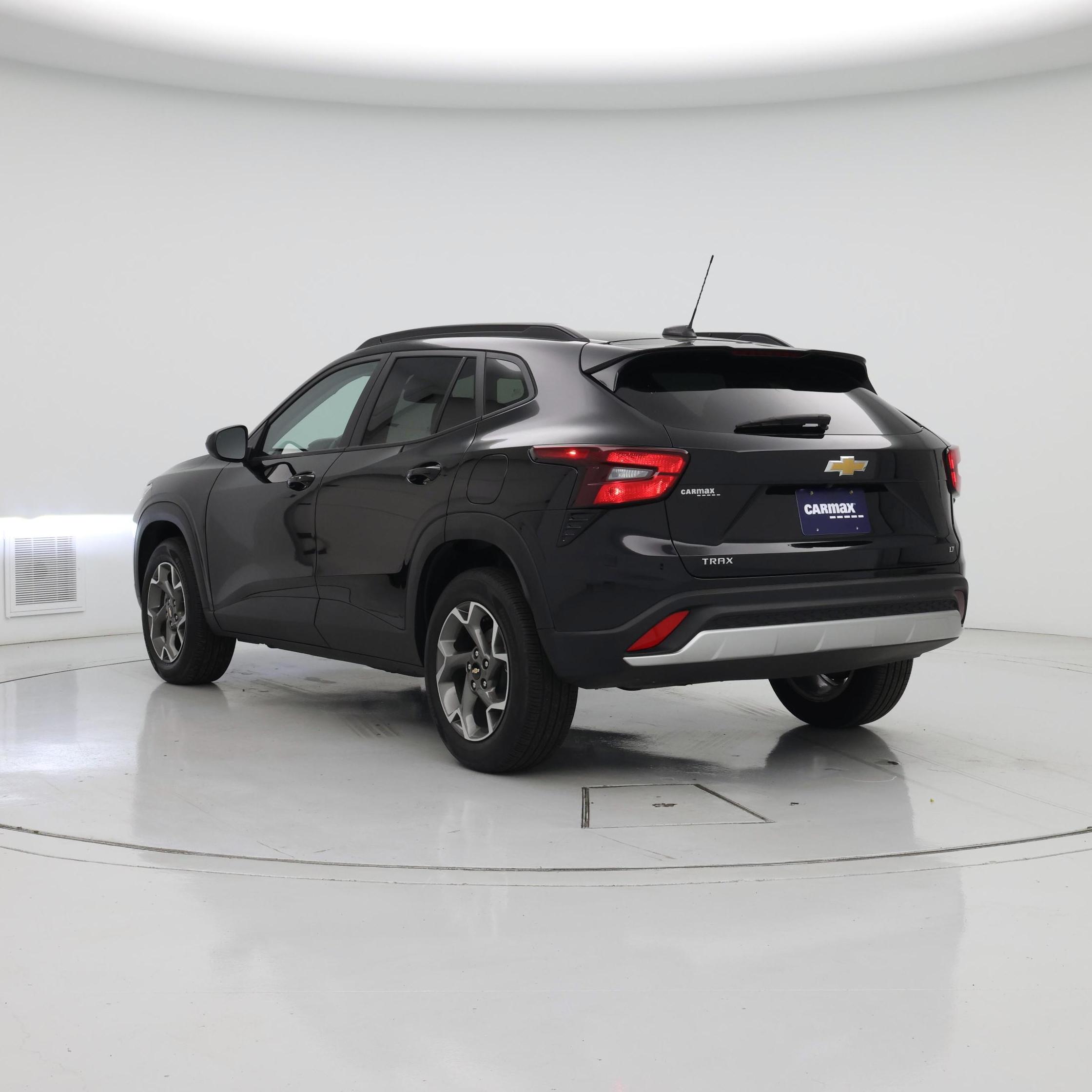 Thumbnail: 2025 Chevrolet Trax - 2