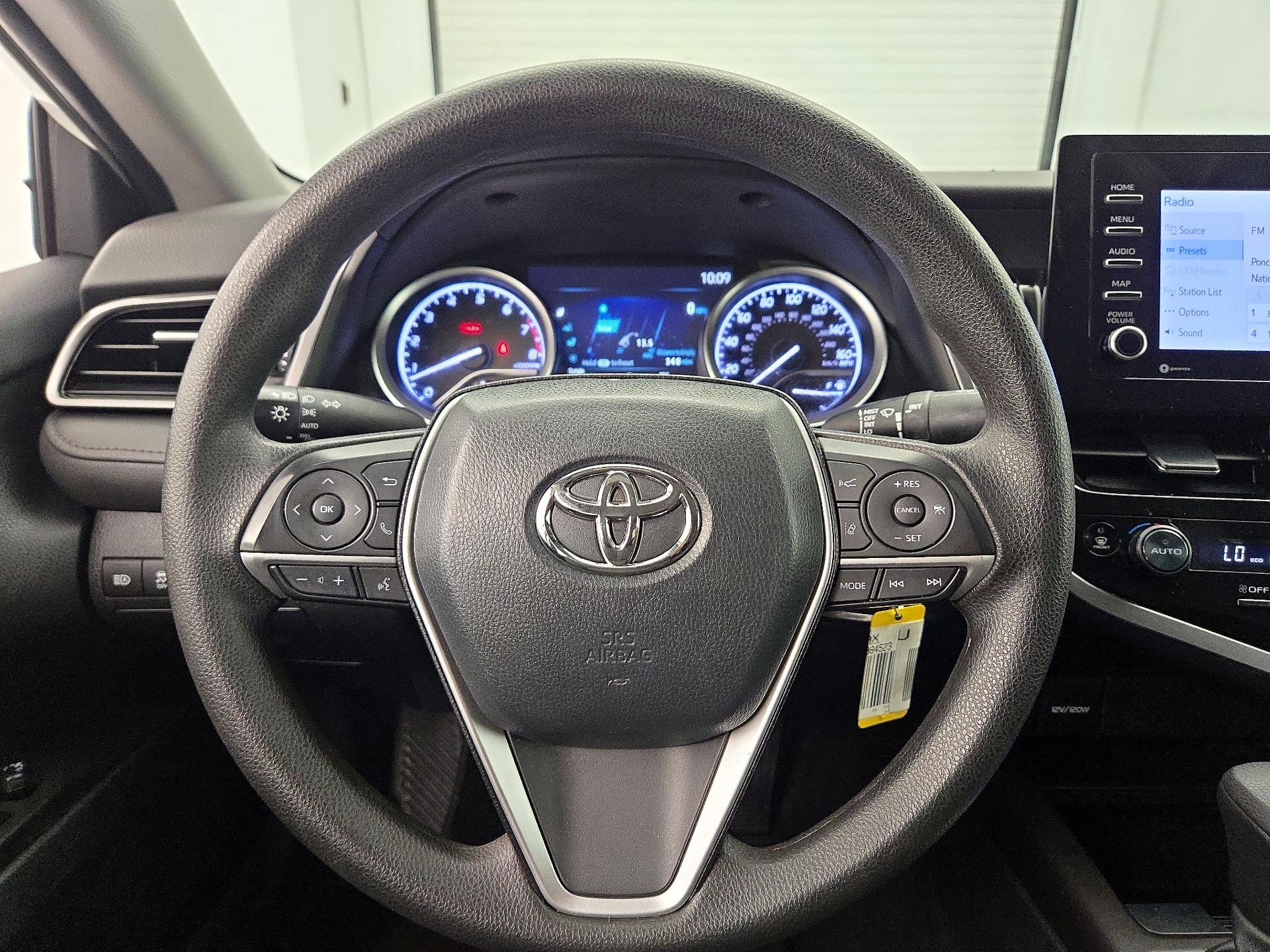 Thumbnail: 2023 Toyota Camry - 10