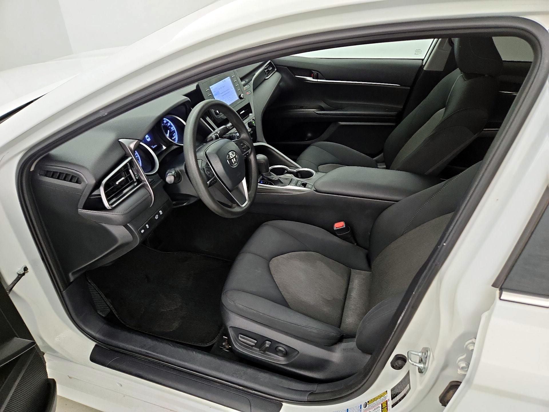 Thumbnail: 2023 Toyota Camry - 11