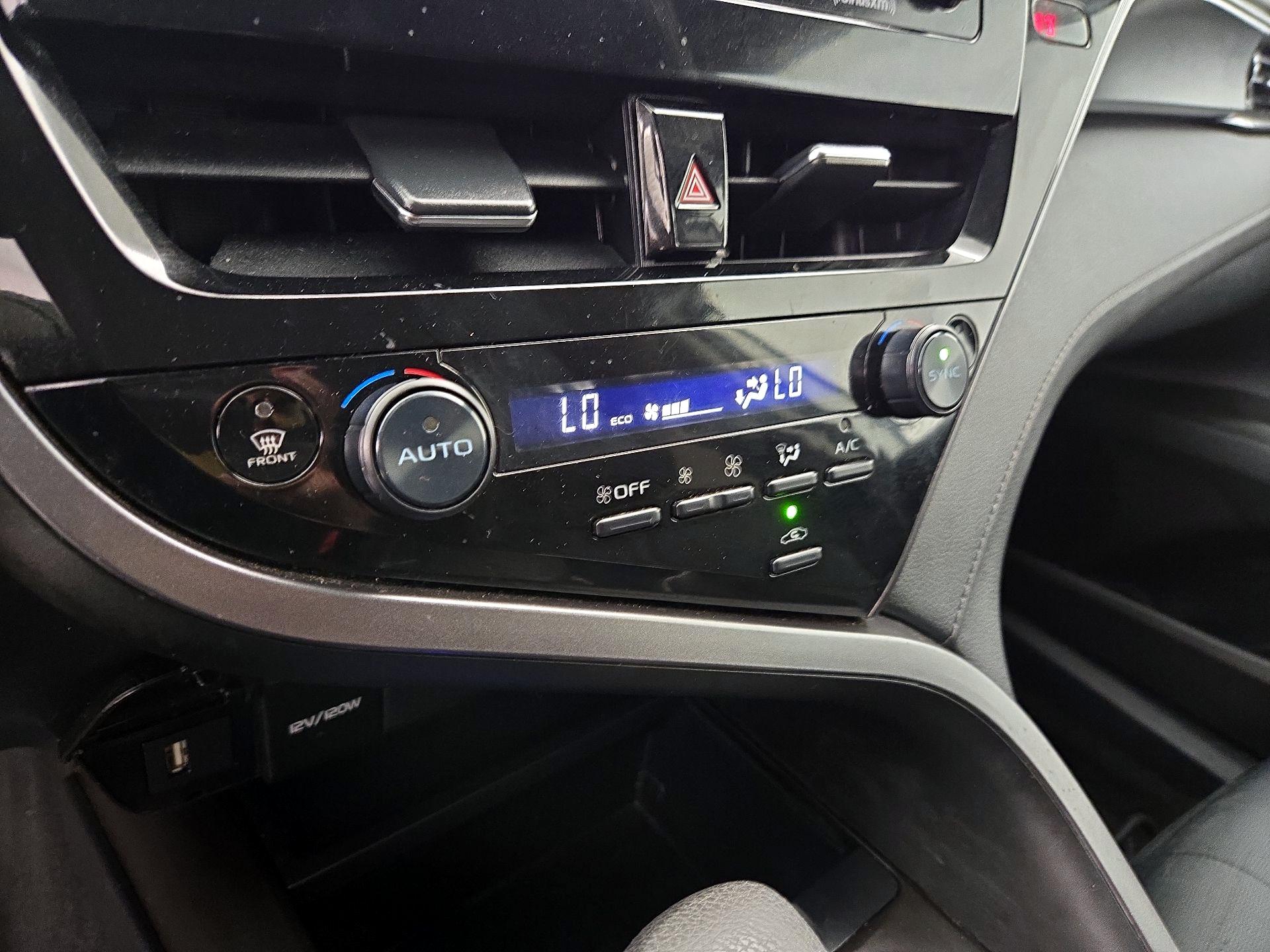 Thumbnail: 2023 Toyota Camry - 16