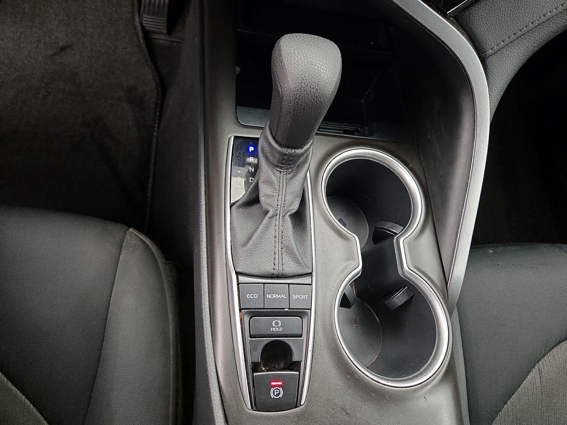 Thumbnail: 2023 Toyota Camry - 17