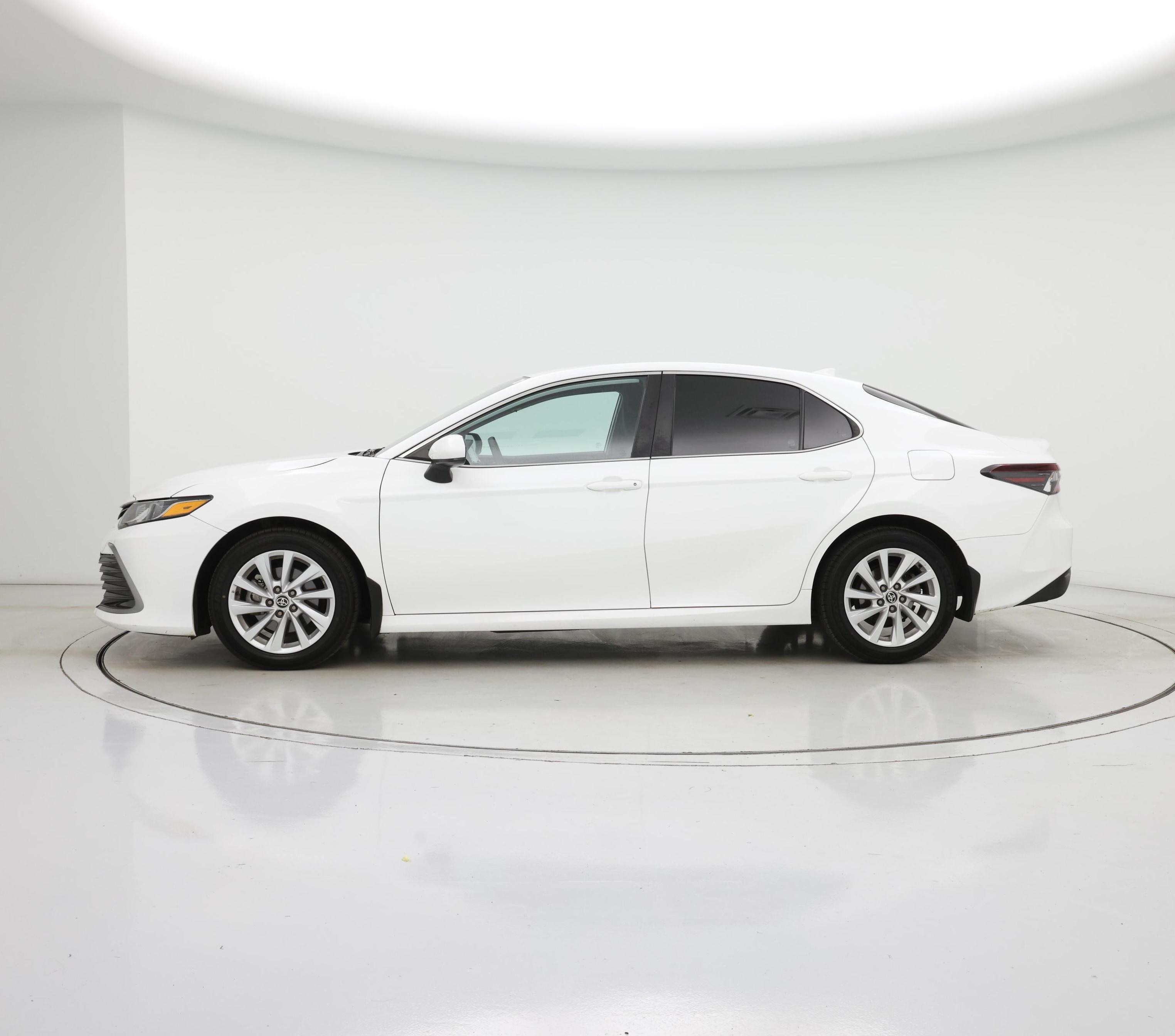 Thumbnail: 2023 Toyota Camry - 3