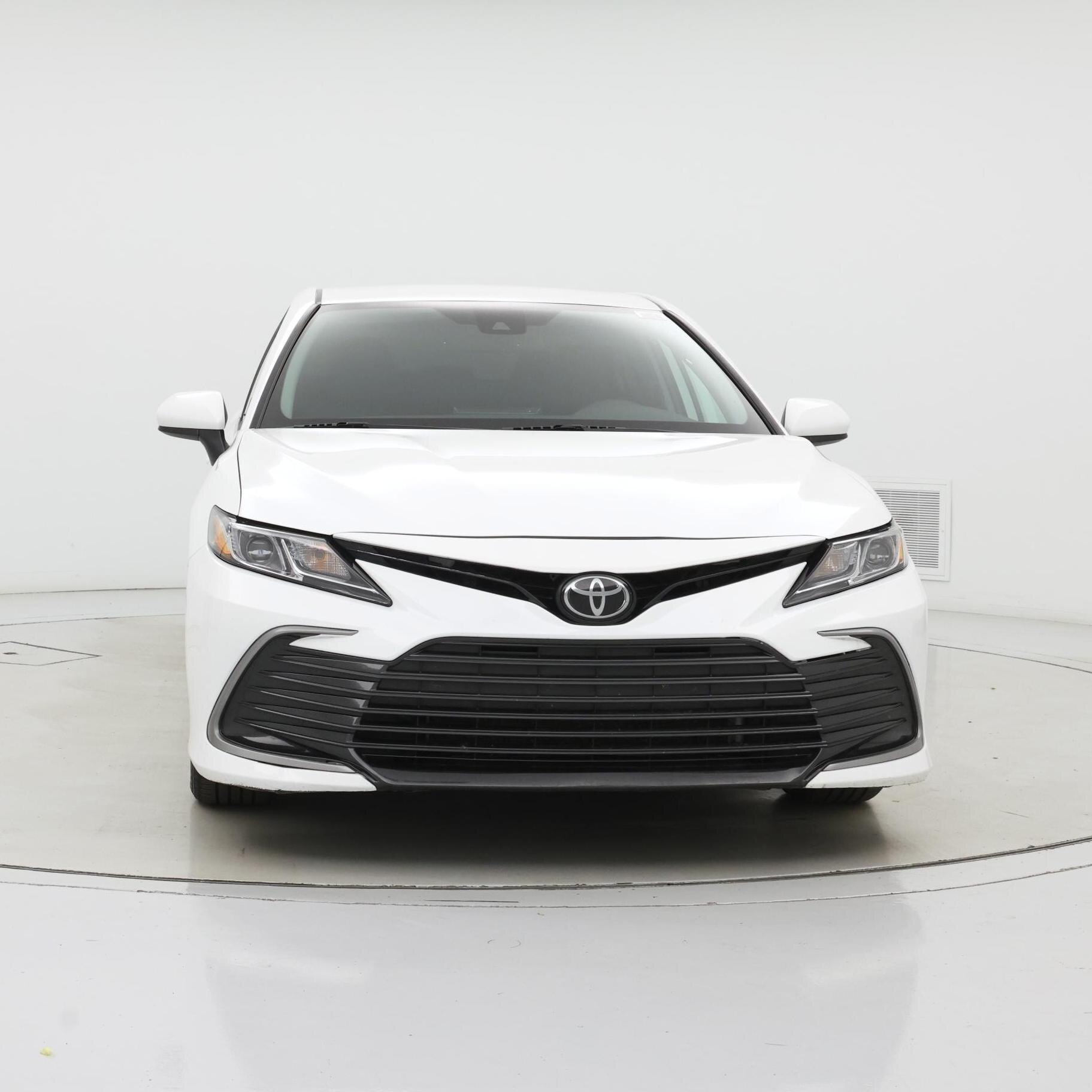 Thumbnail: 2023 Toyota Camry - 5
