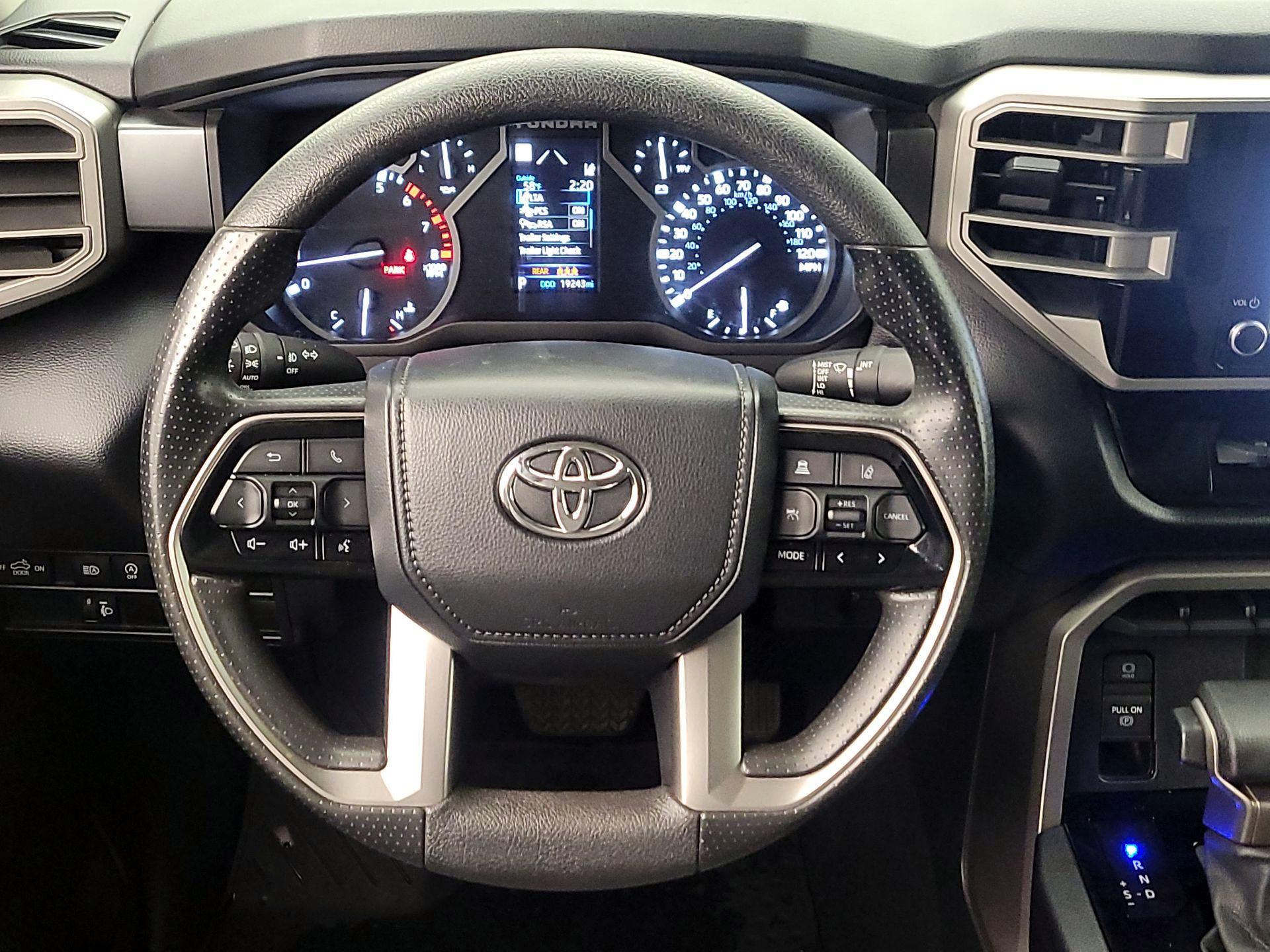 Thumbnail: 2024 Toyota Tundra - 10