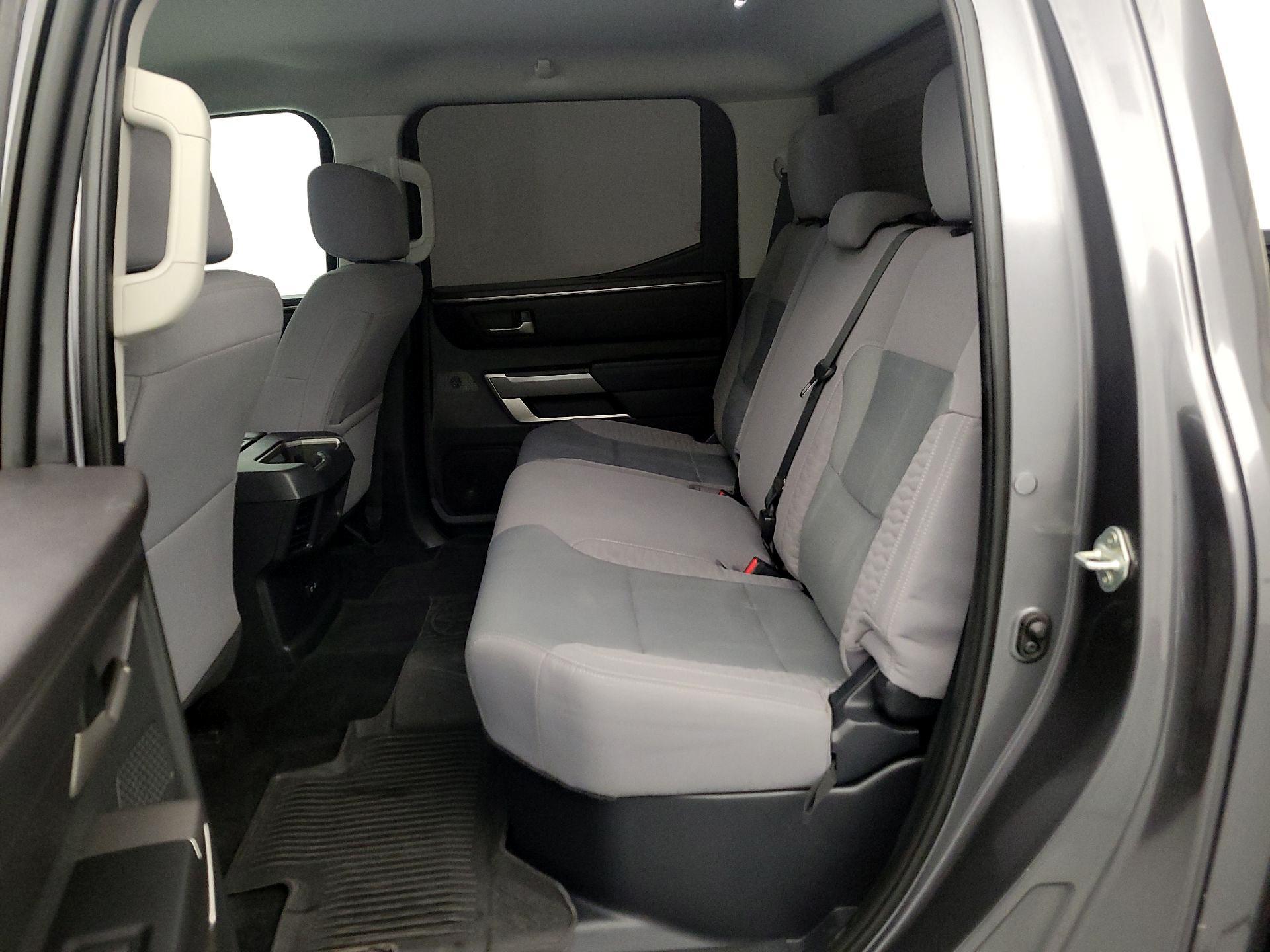 Thumbnail: 2024 Toyota Tundra - 19