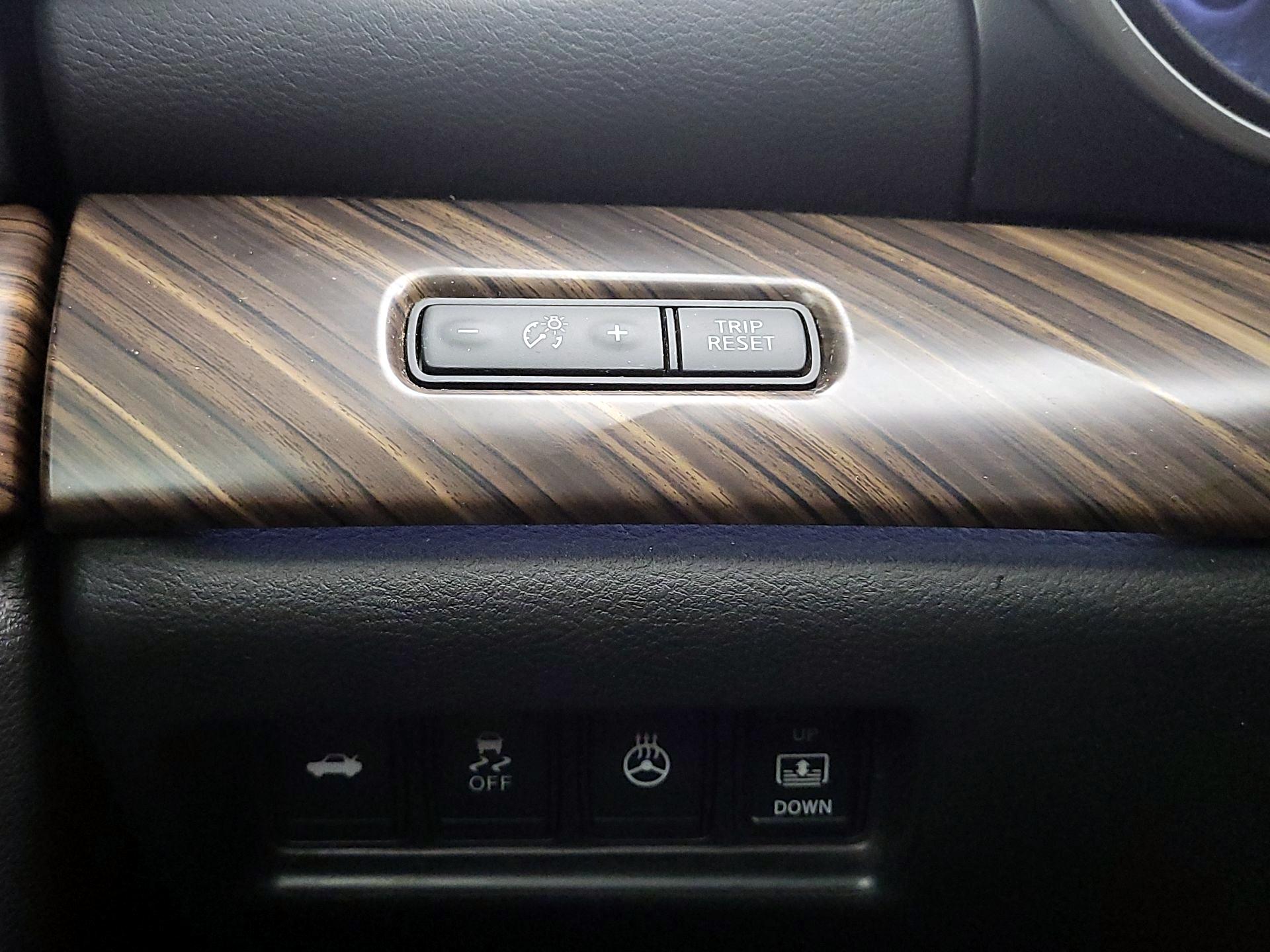 Thumbnail: 2016 Nissan Maxima - 13