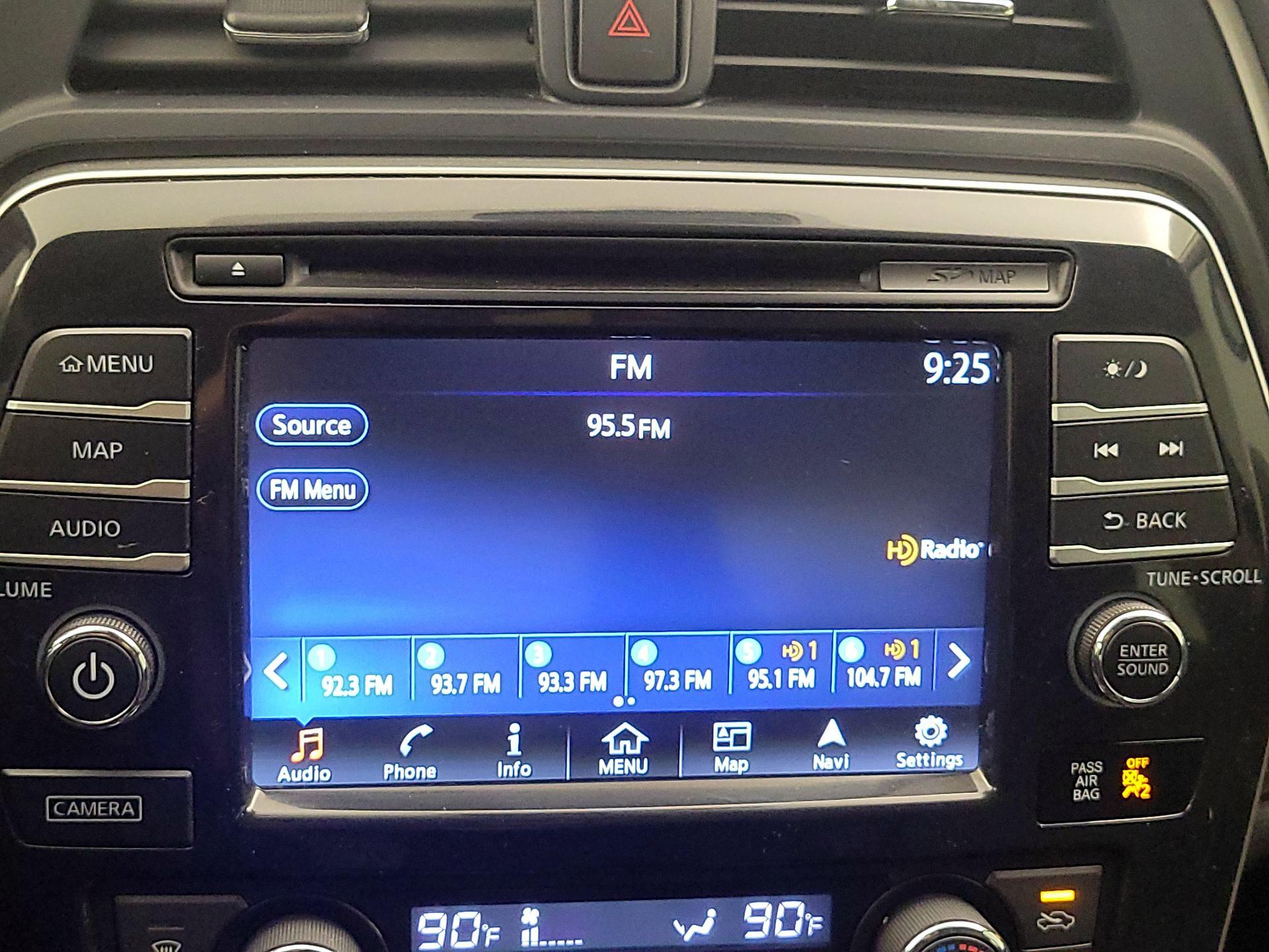 Thumbnail: 2016 Nissan Maxima - 15