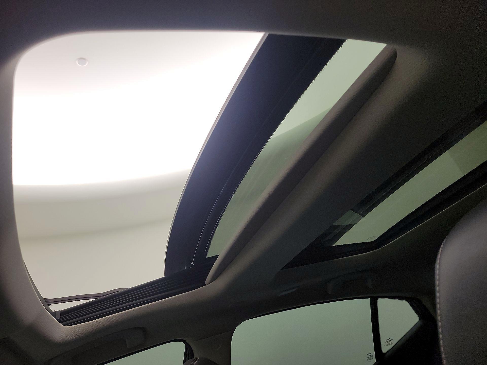 Thumbnail: 2016 Nissan Maxima - 19