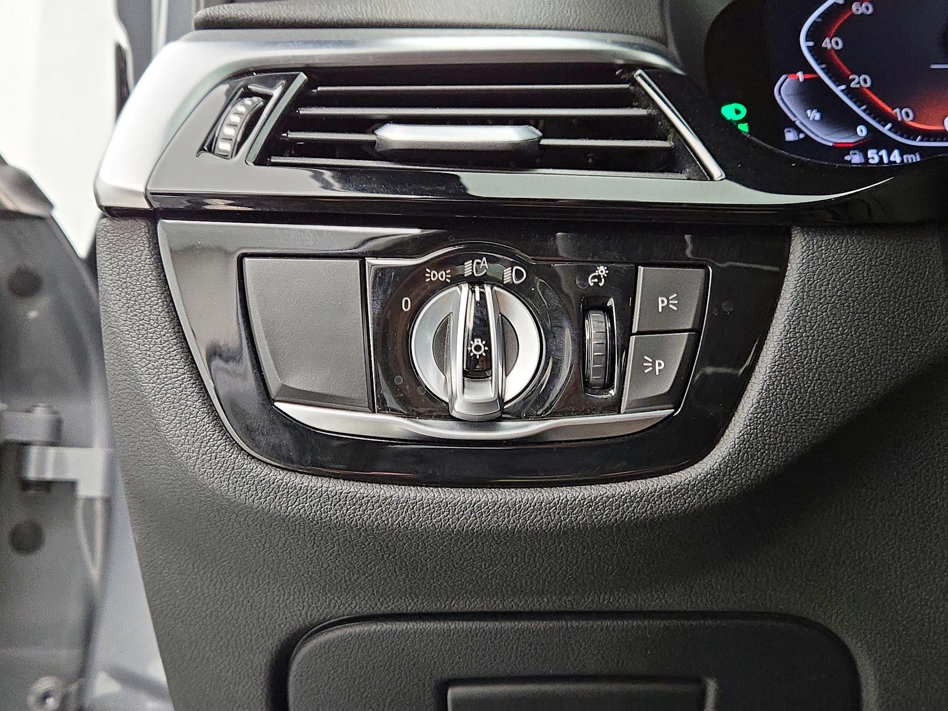 Thumbnail: 2023 BMW 5 Series - 13