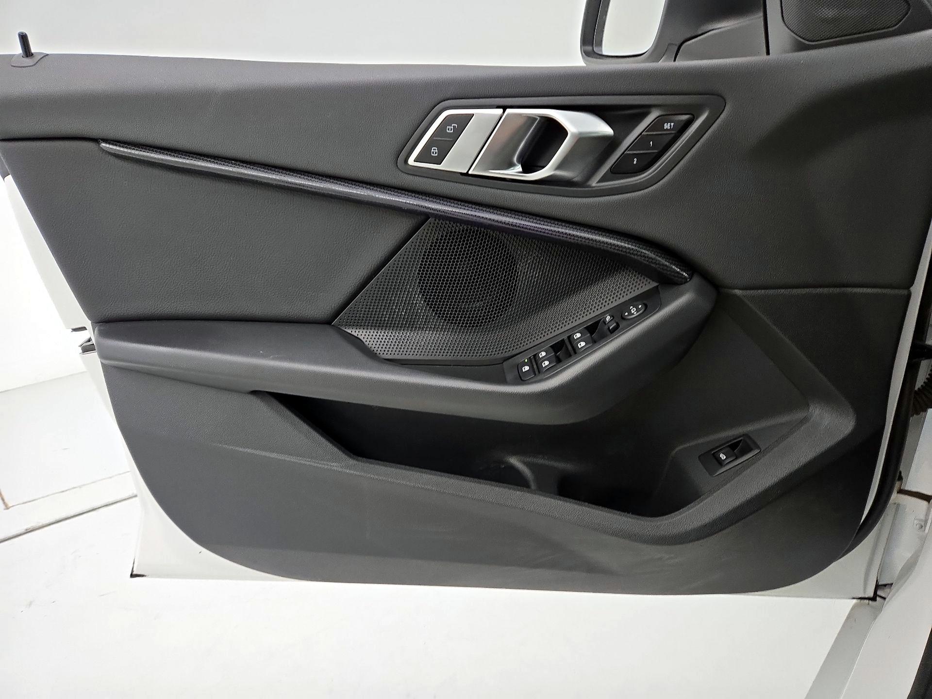 Thumbnail: 2023 BMW 2 Series - 12