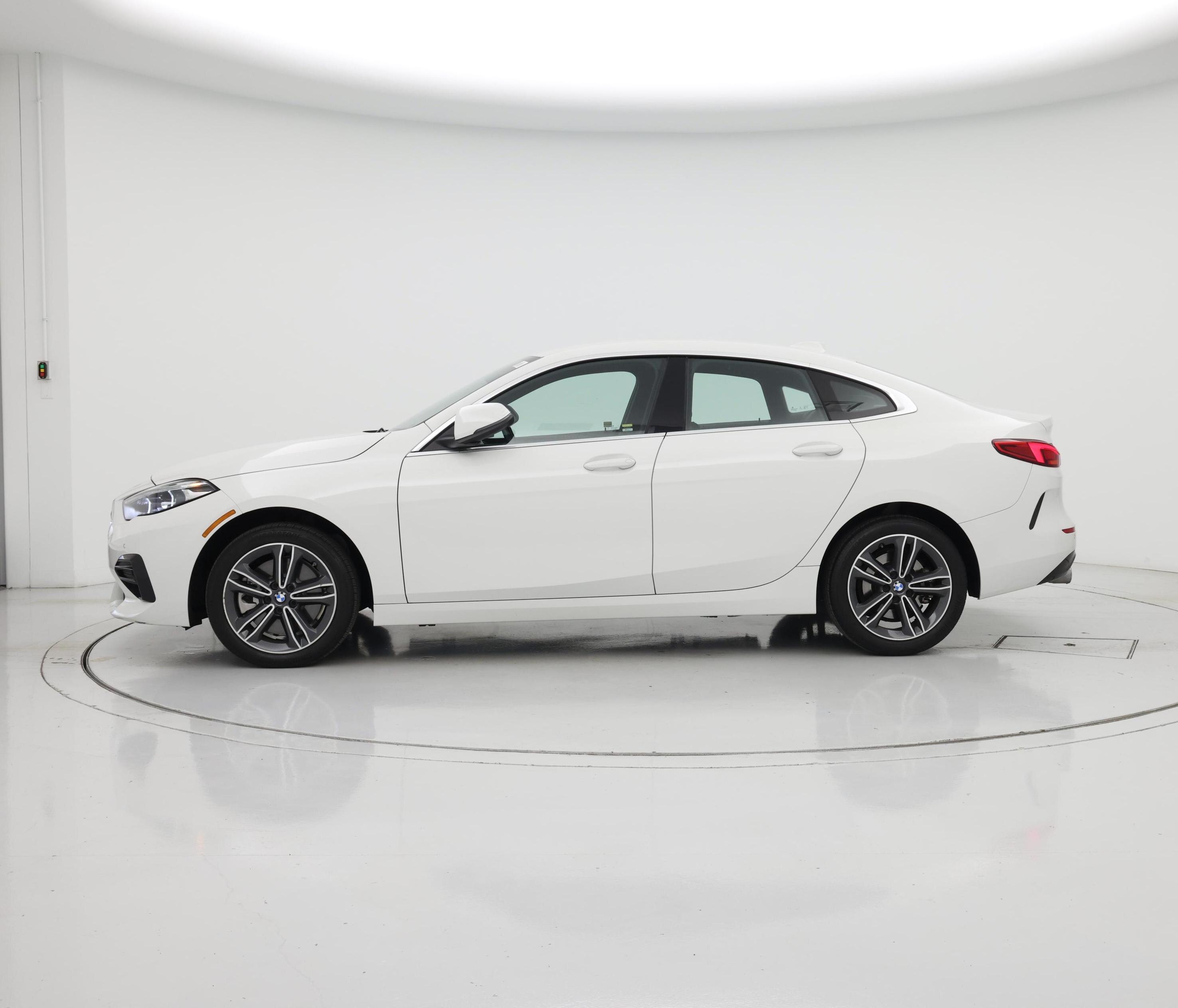 Thumbnail: 2023 BMW 2 Series - 3