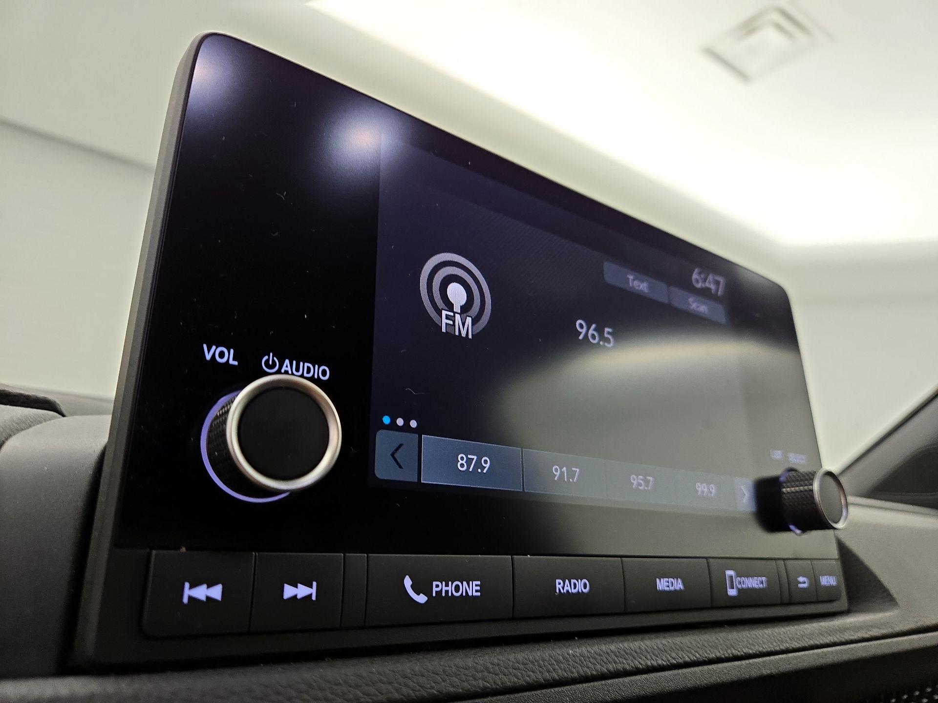 Thumbnail: 2023 Honda CR-V - 15