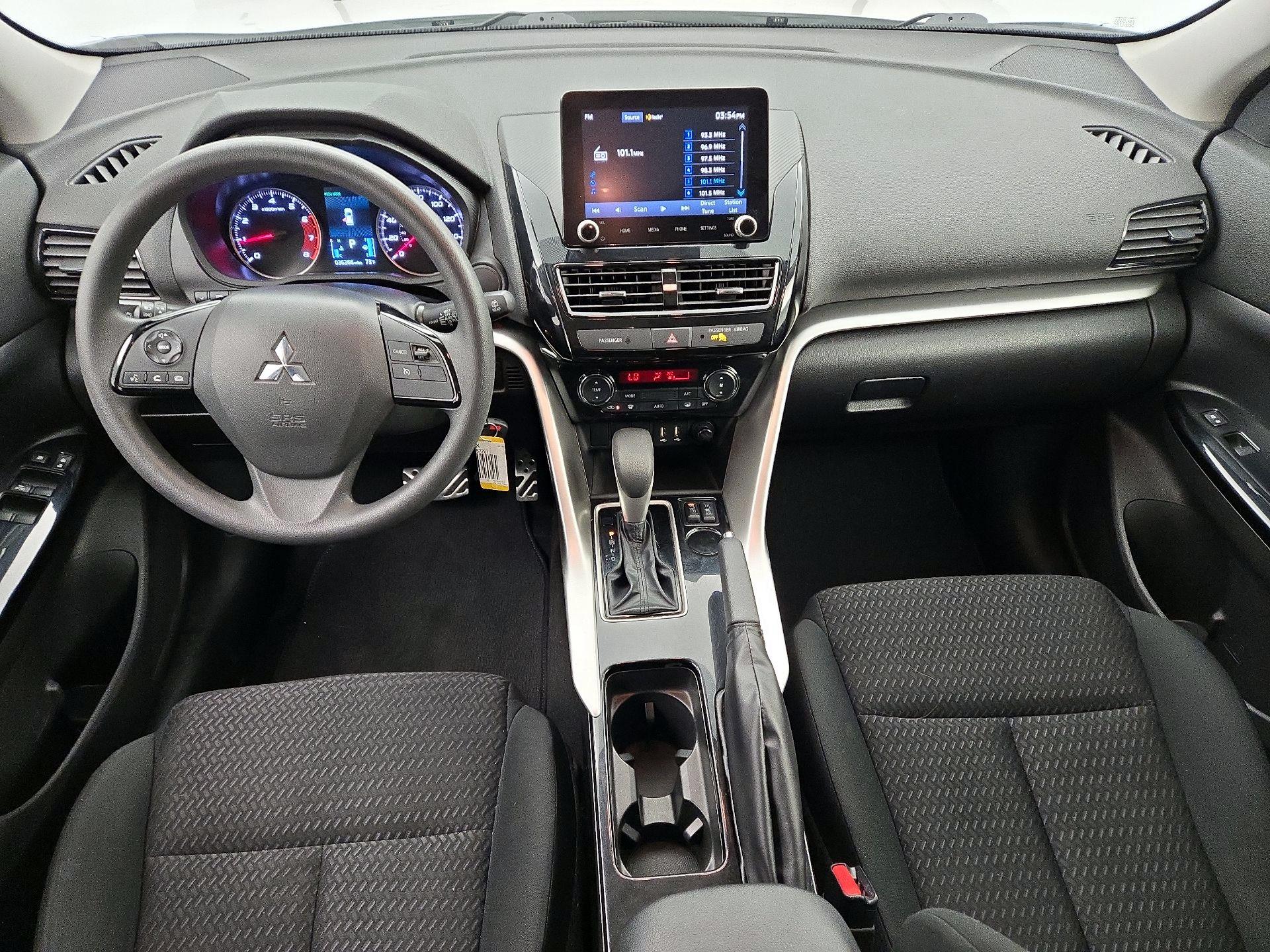 Thumbnail: 2022 Mitsubishi Eclipse Cross - 9