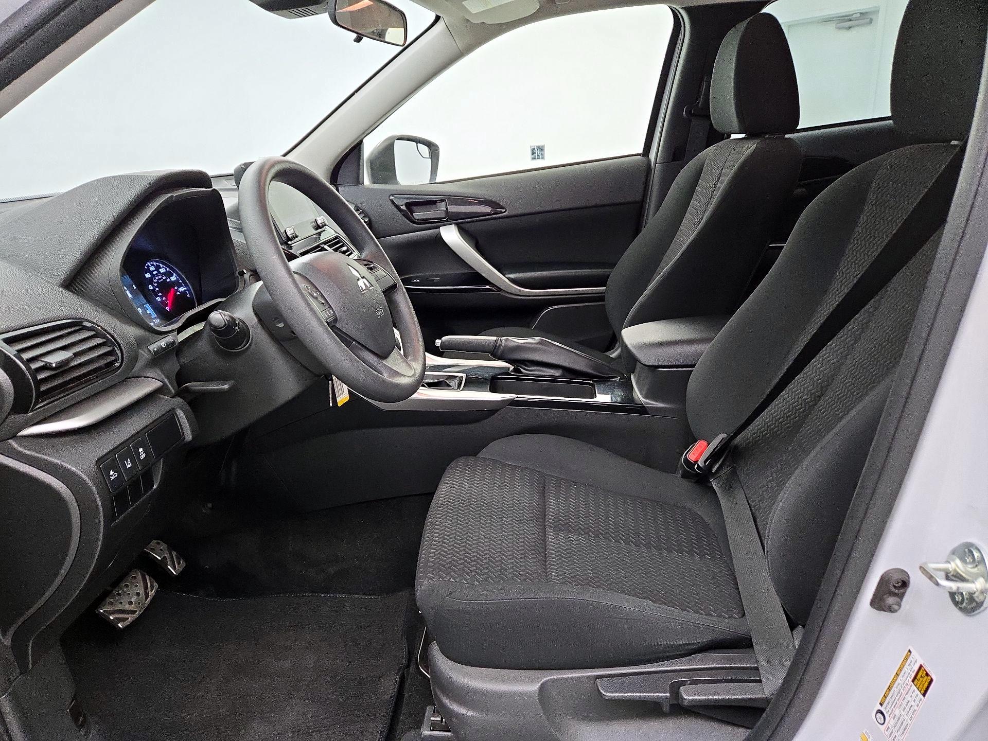 Thumbnail: 2022 Mitsubishi Eclipse Cross - 11