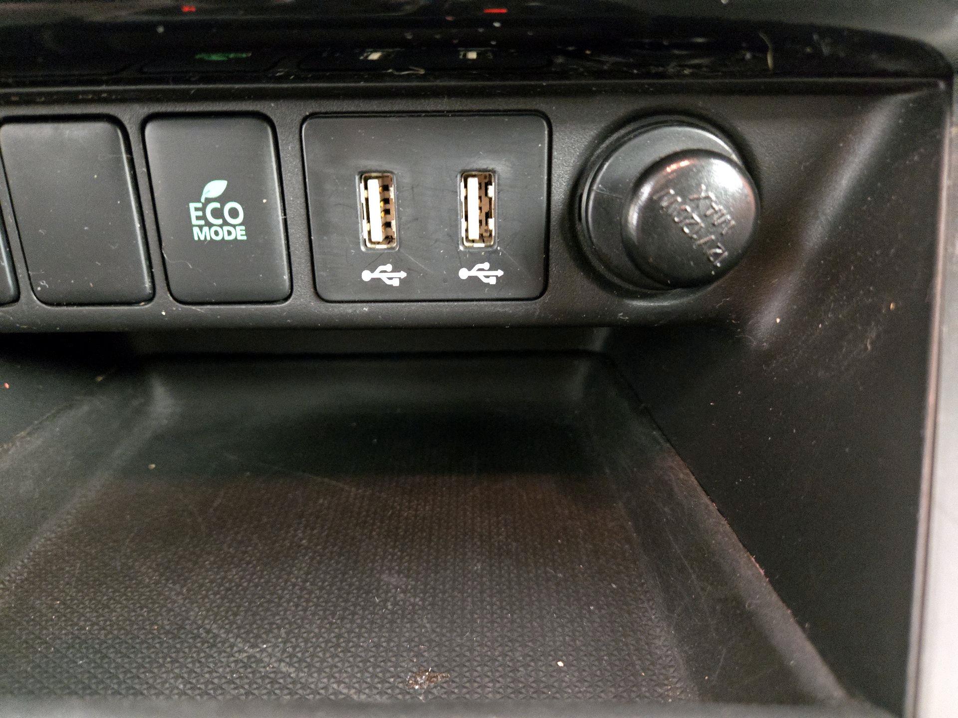 Thumbnail: 2022 Mitsubishi Eclipse Cross - 18