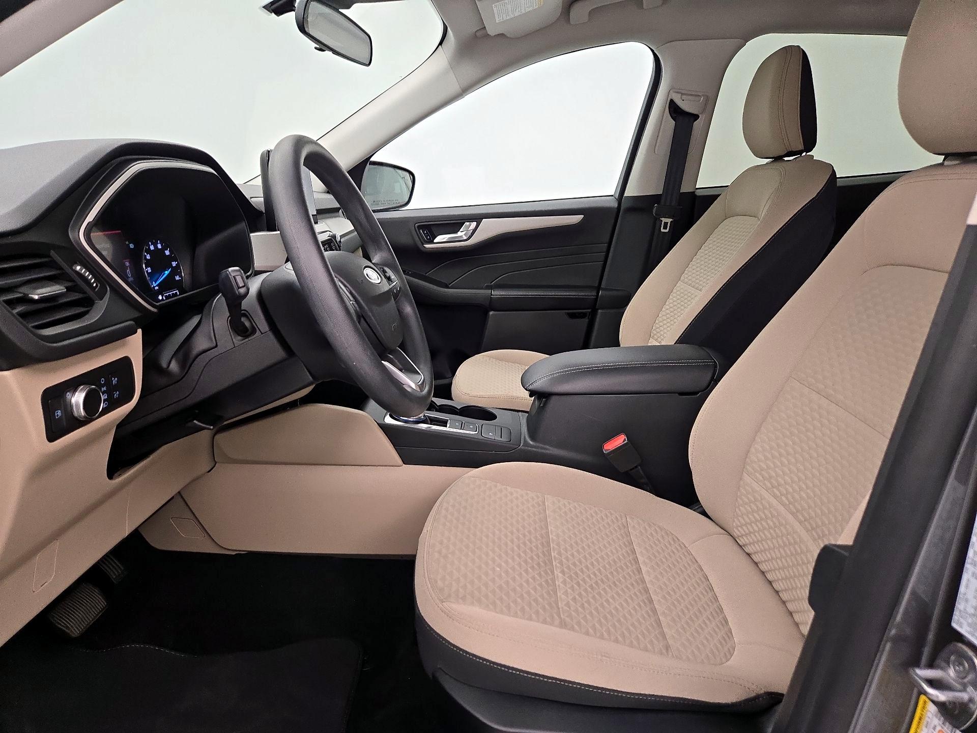 Thumbnail: 2021 Ford Escape - 11