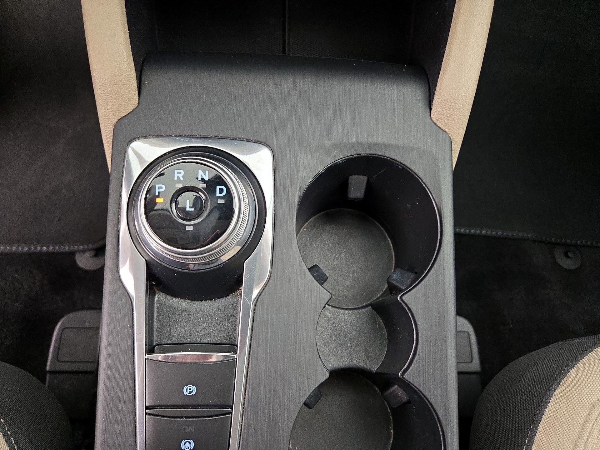 Thumbnail: 2021 Ford Escape - 17