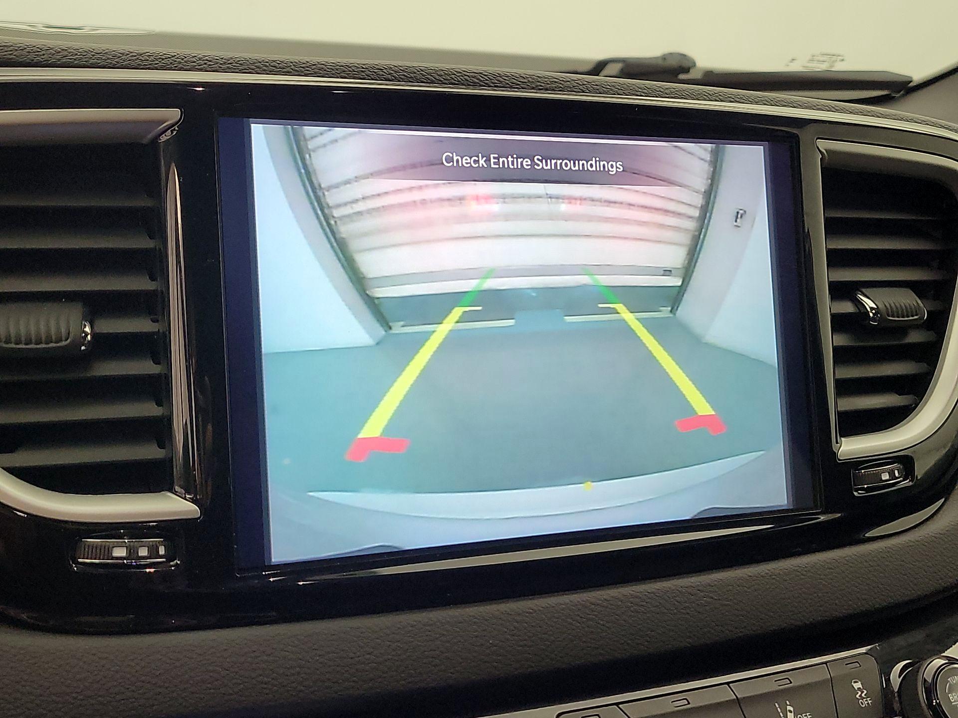 Thumbnail: 2023 Chrysler Pacifica - 15