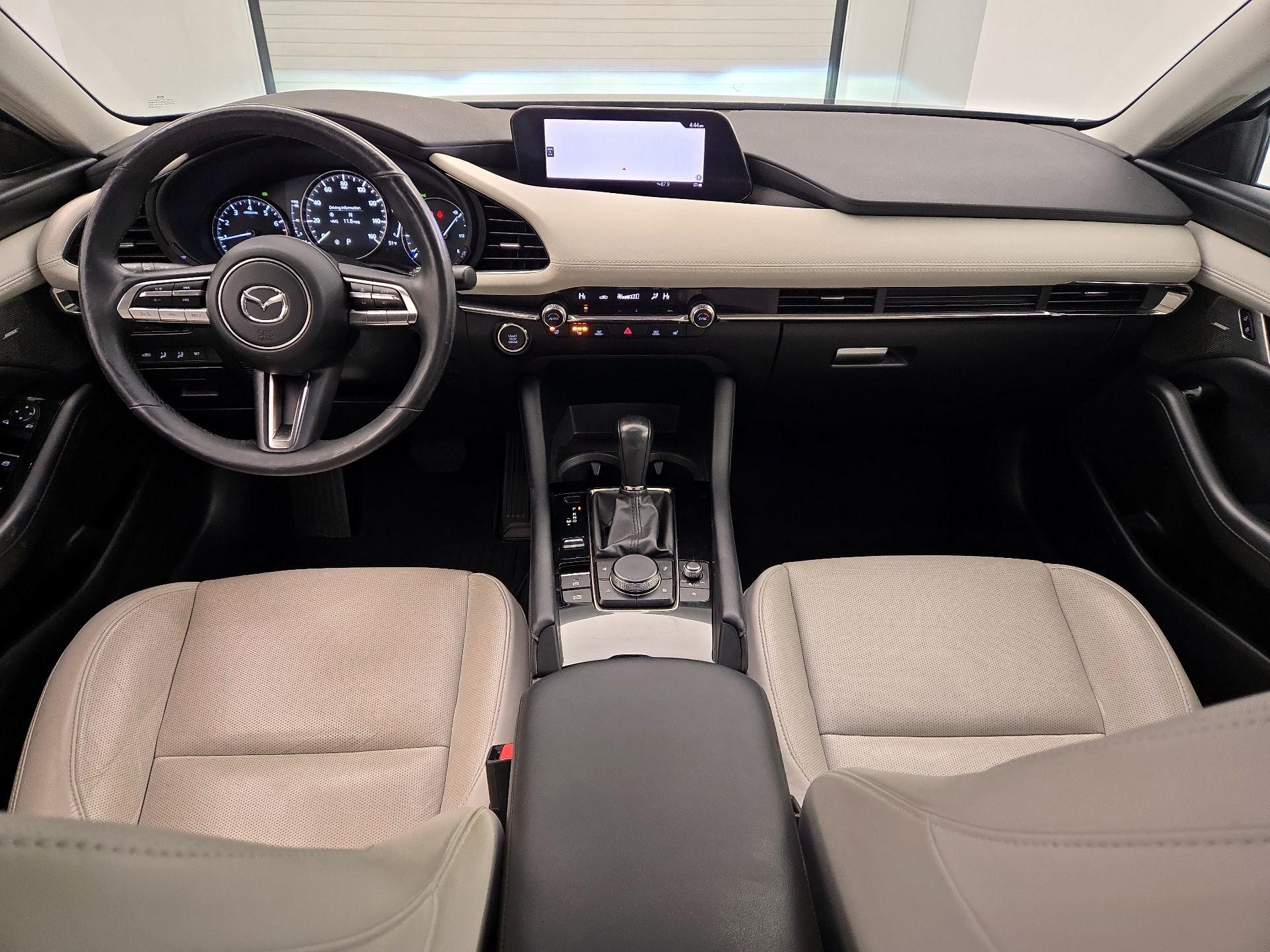 Thumbnail: 2022 Mazda Mazda3 - 9