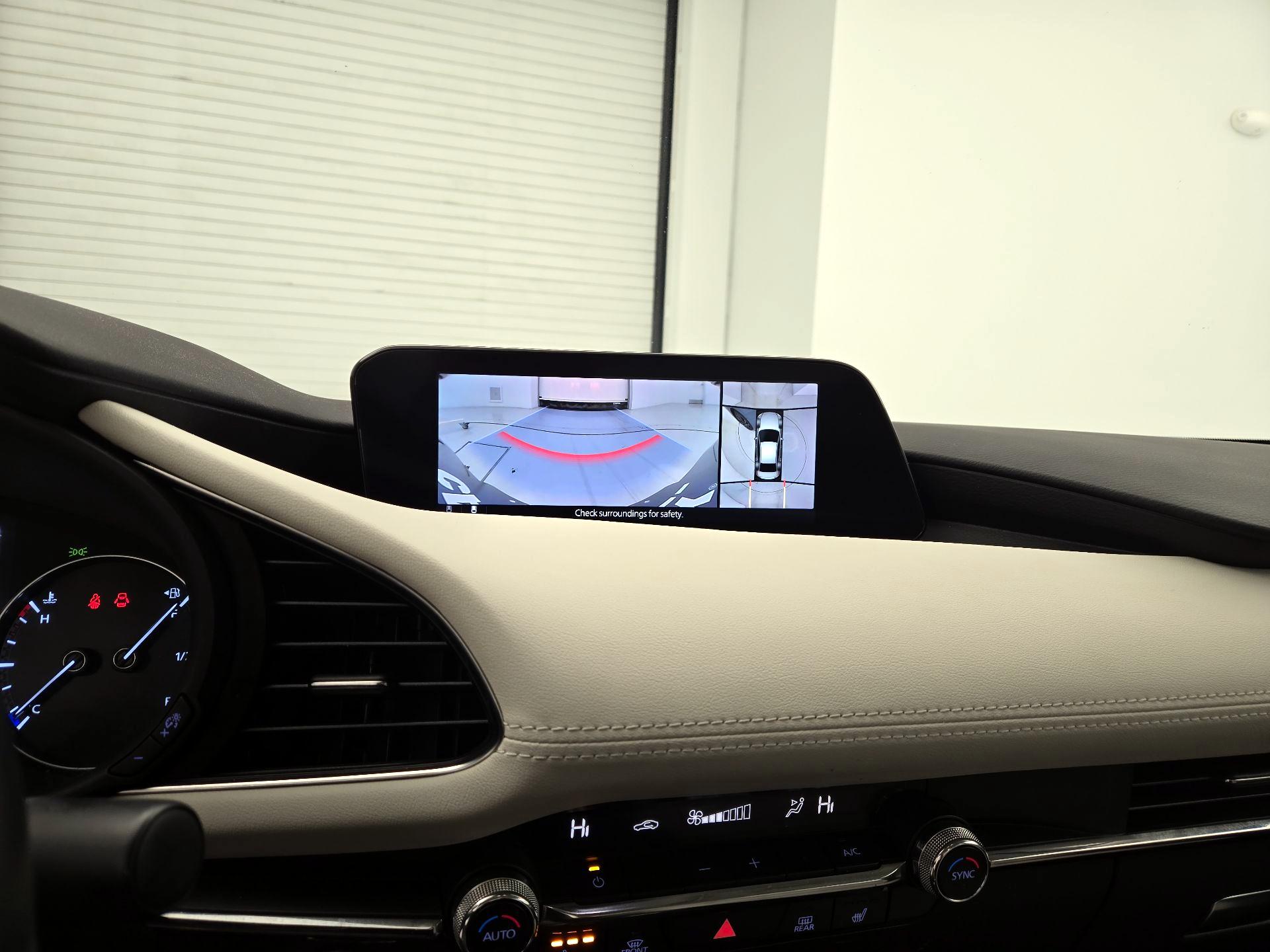 Thumbnail: 2022 Mazda Mazda3 - 15